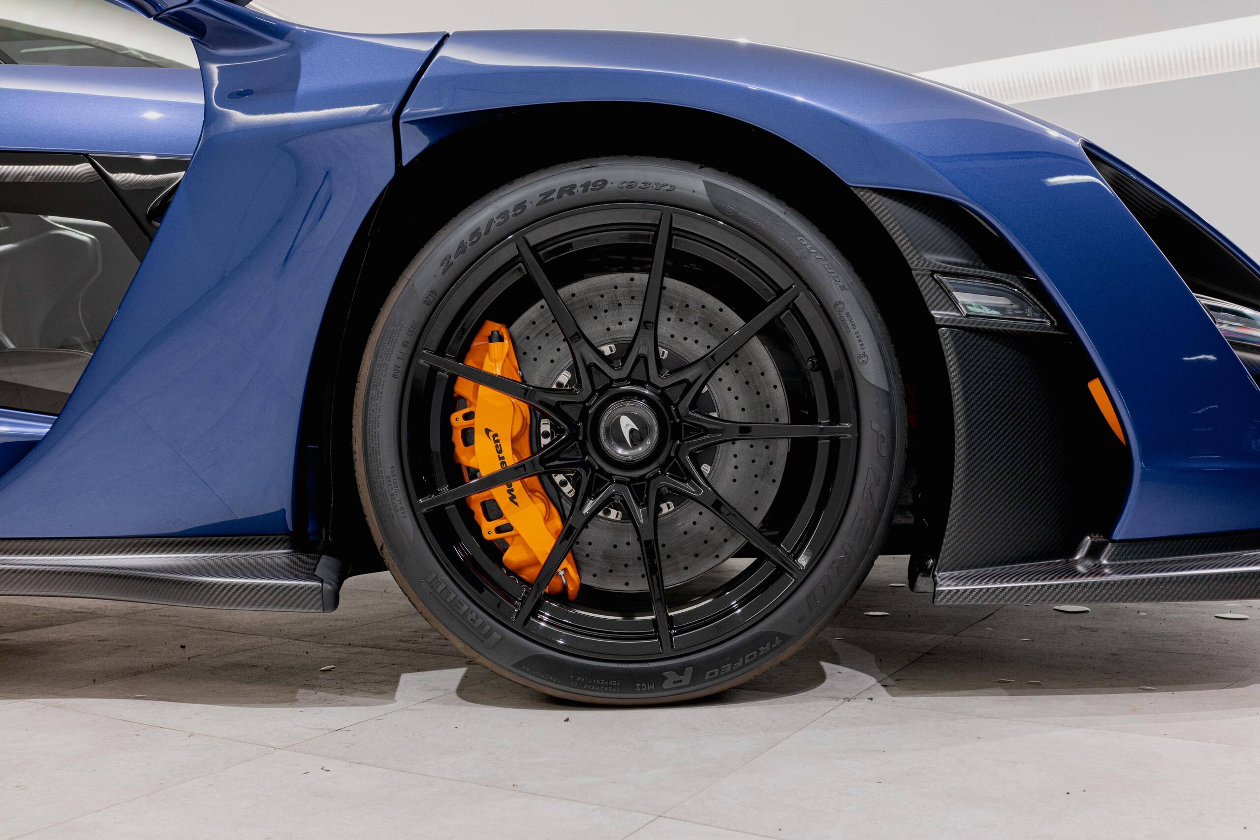 2019 McLaren Senna — Photo 18 / 20