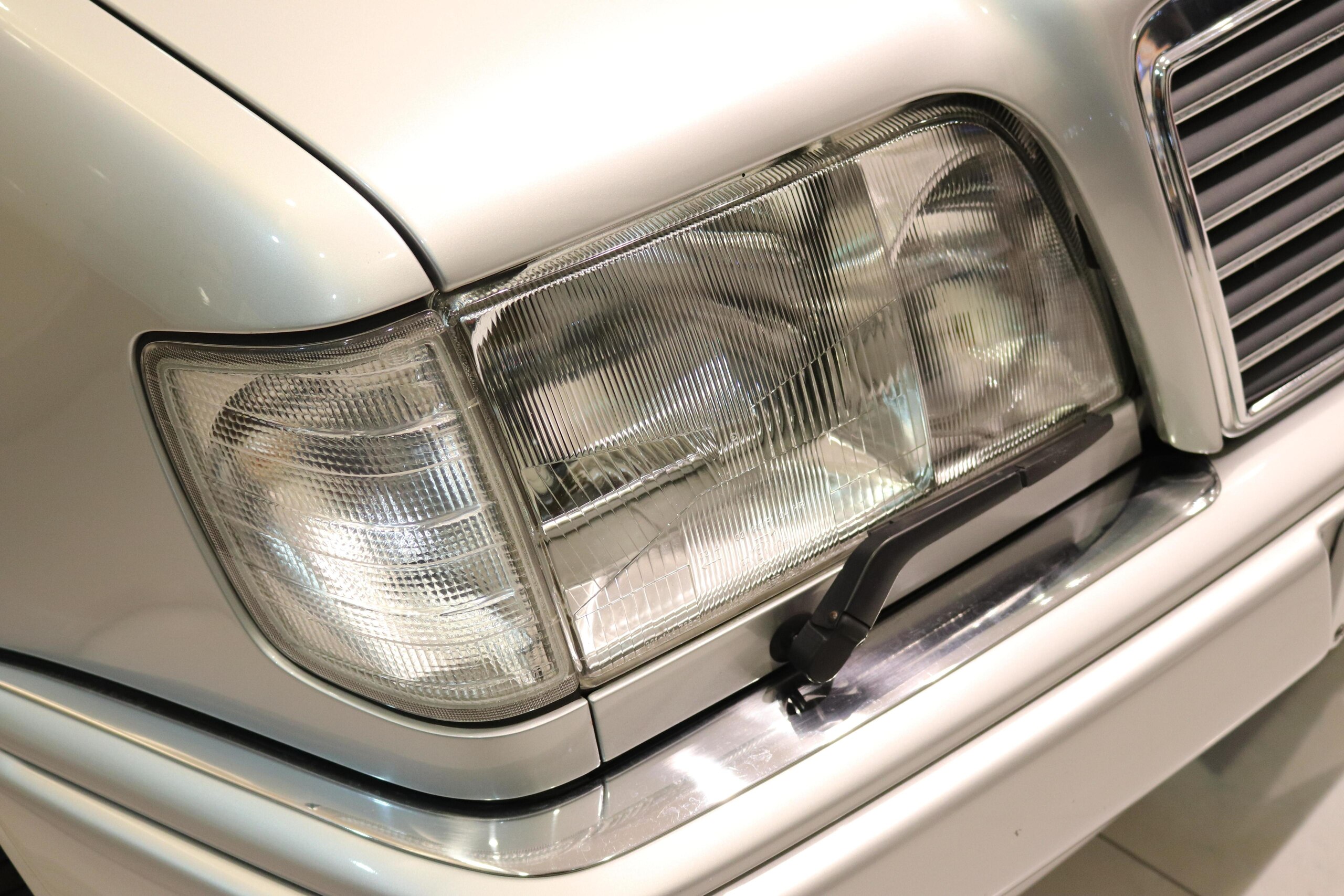 1994 Mercedes Benz E500 — Photo 14 / 19