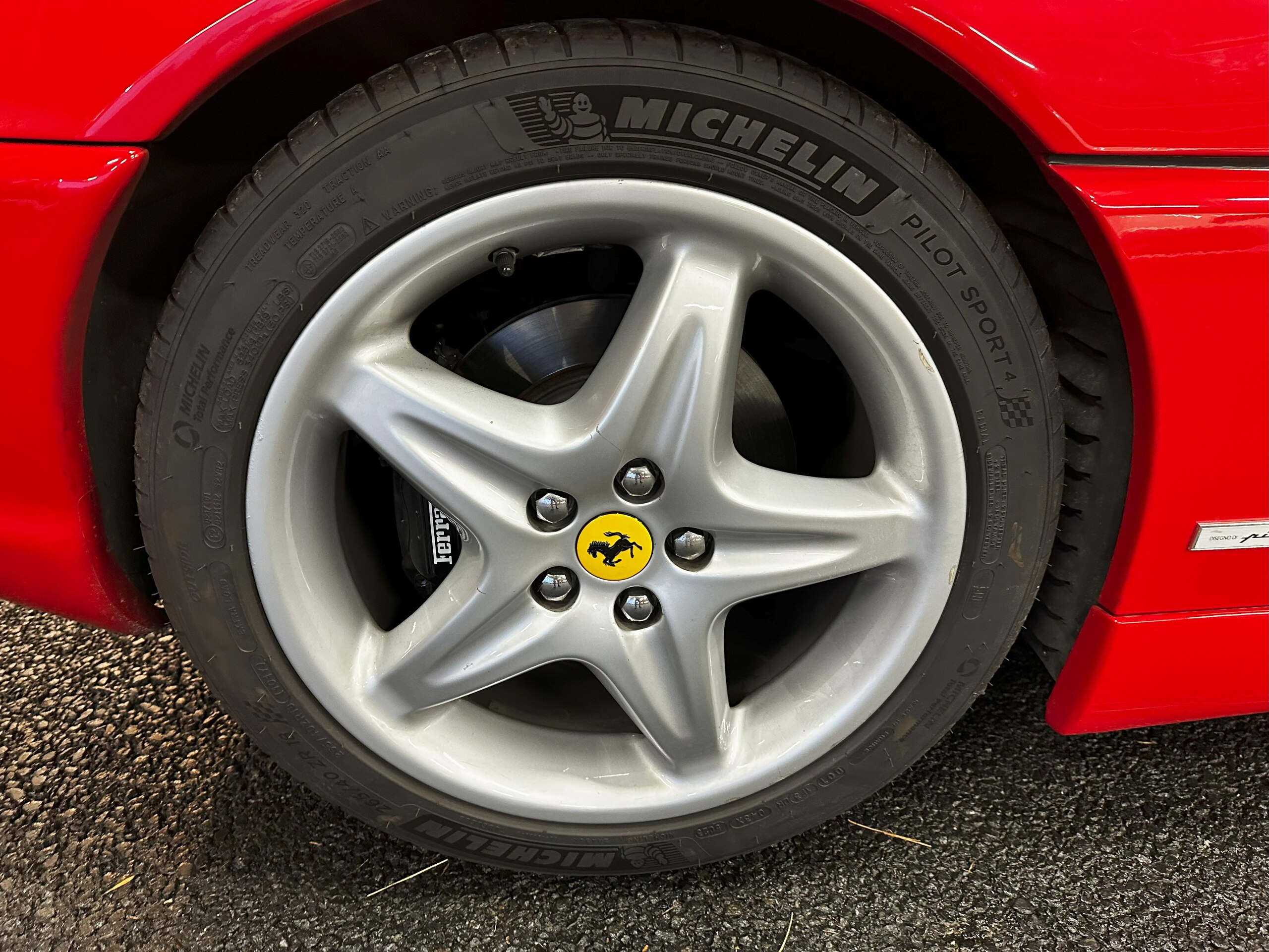 1999 Ferrari F355 GTS — Photo 16 / 19