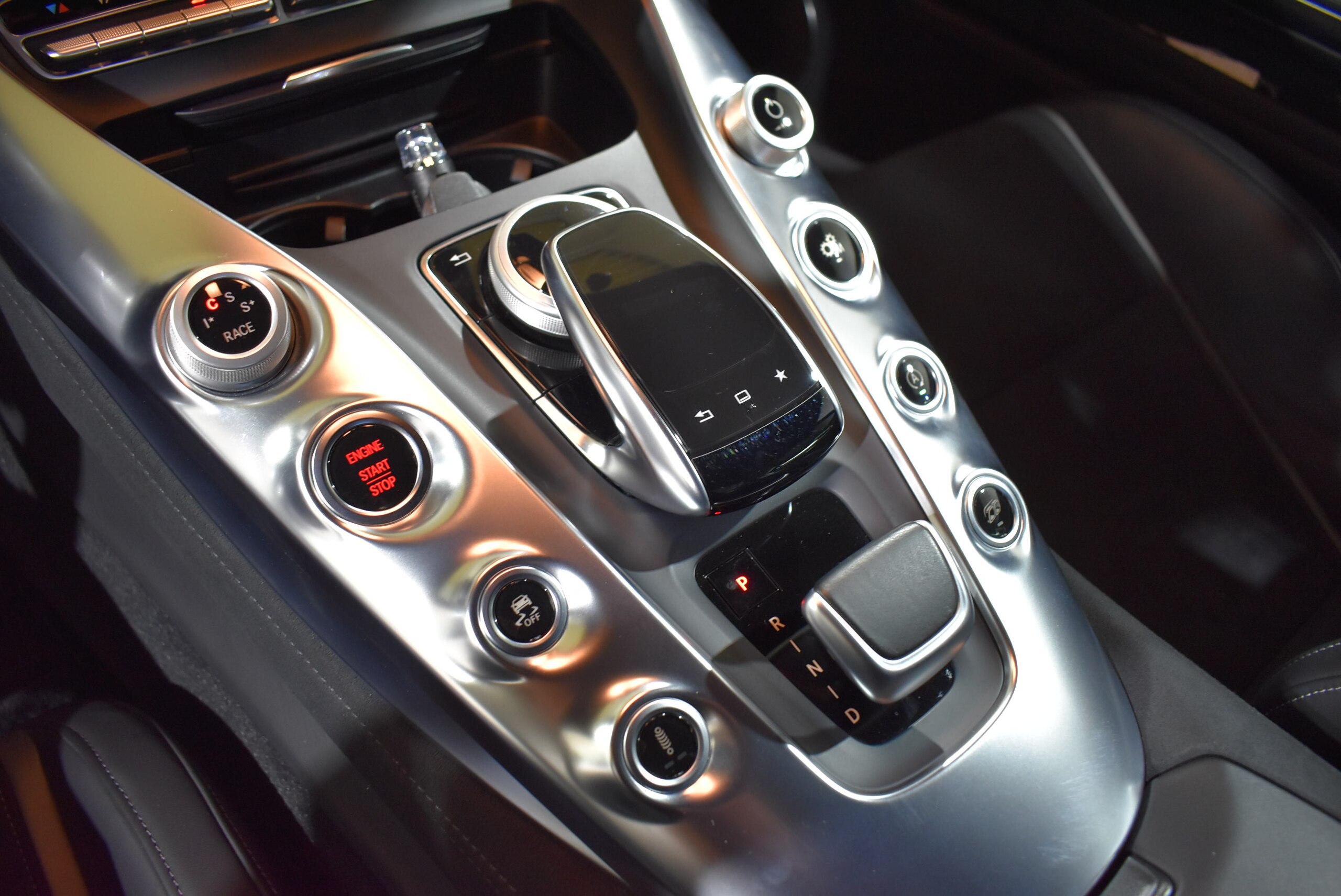 2016 Mercedes Benz AMG GT S — Photo 11 / 17