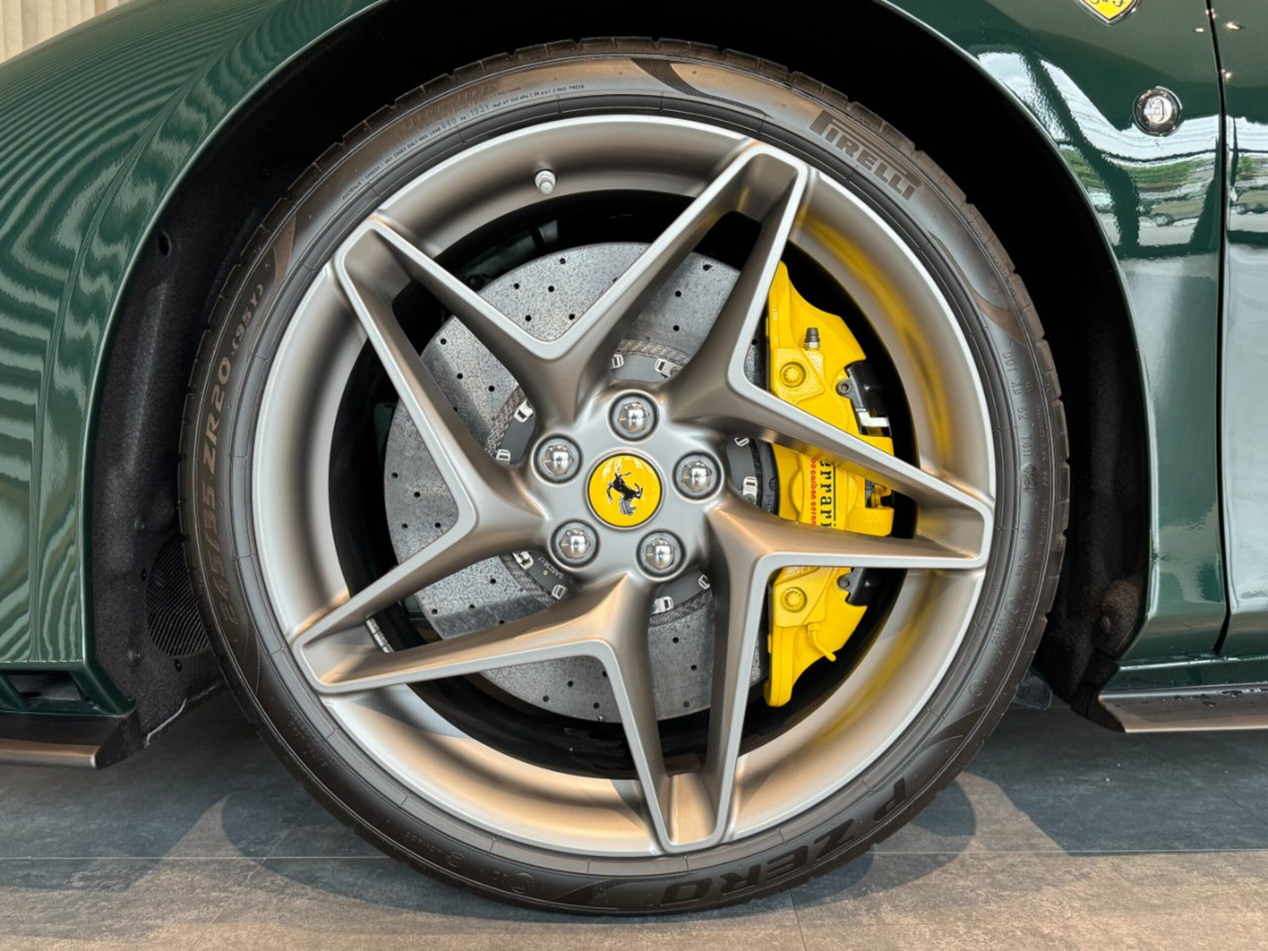 2022 Ferrari F8 Spider — Photo 47 / 72