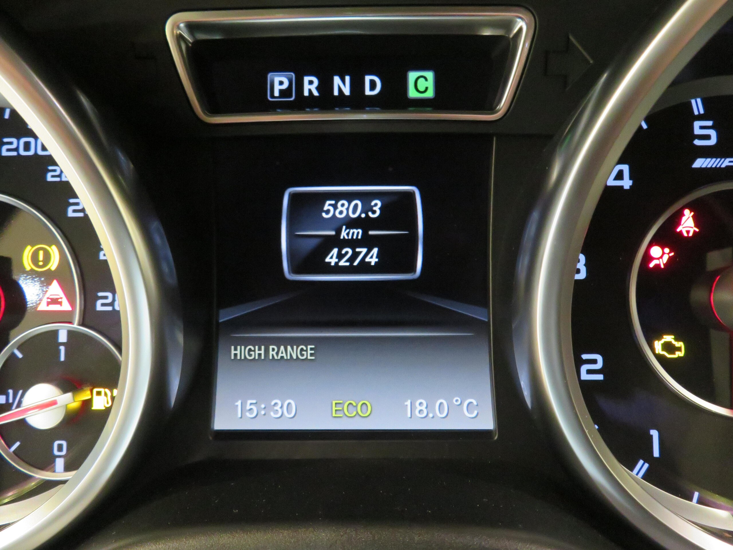 2015 Mercedes Benz G63 AMG — Photo 11 / 20