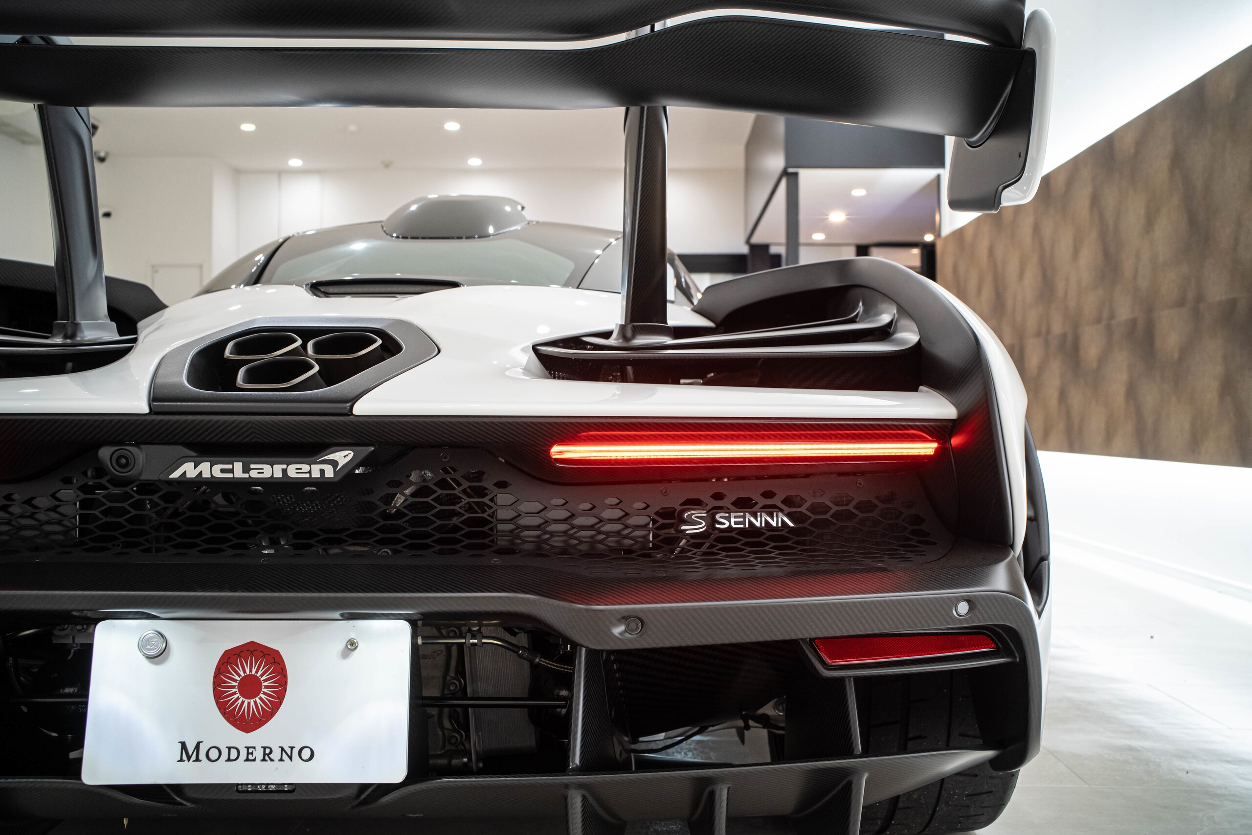 2019 McLaren Senna — Photo 15 / 18