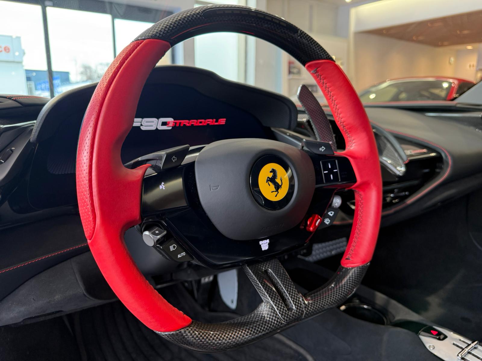 2021 Ferrari SF90 Stradale — Photo 13 / 16