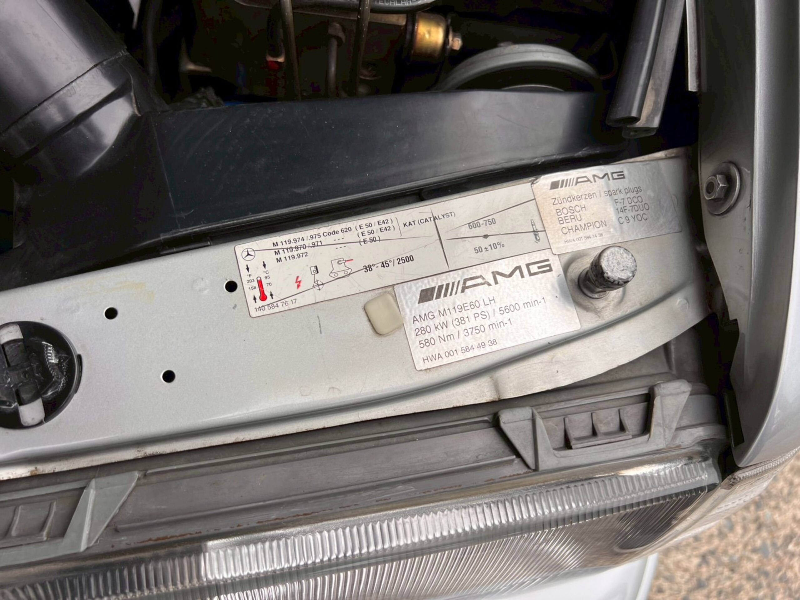 1995 Mercedes Benz E60 AMG — Photo 72 / 74