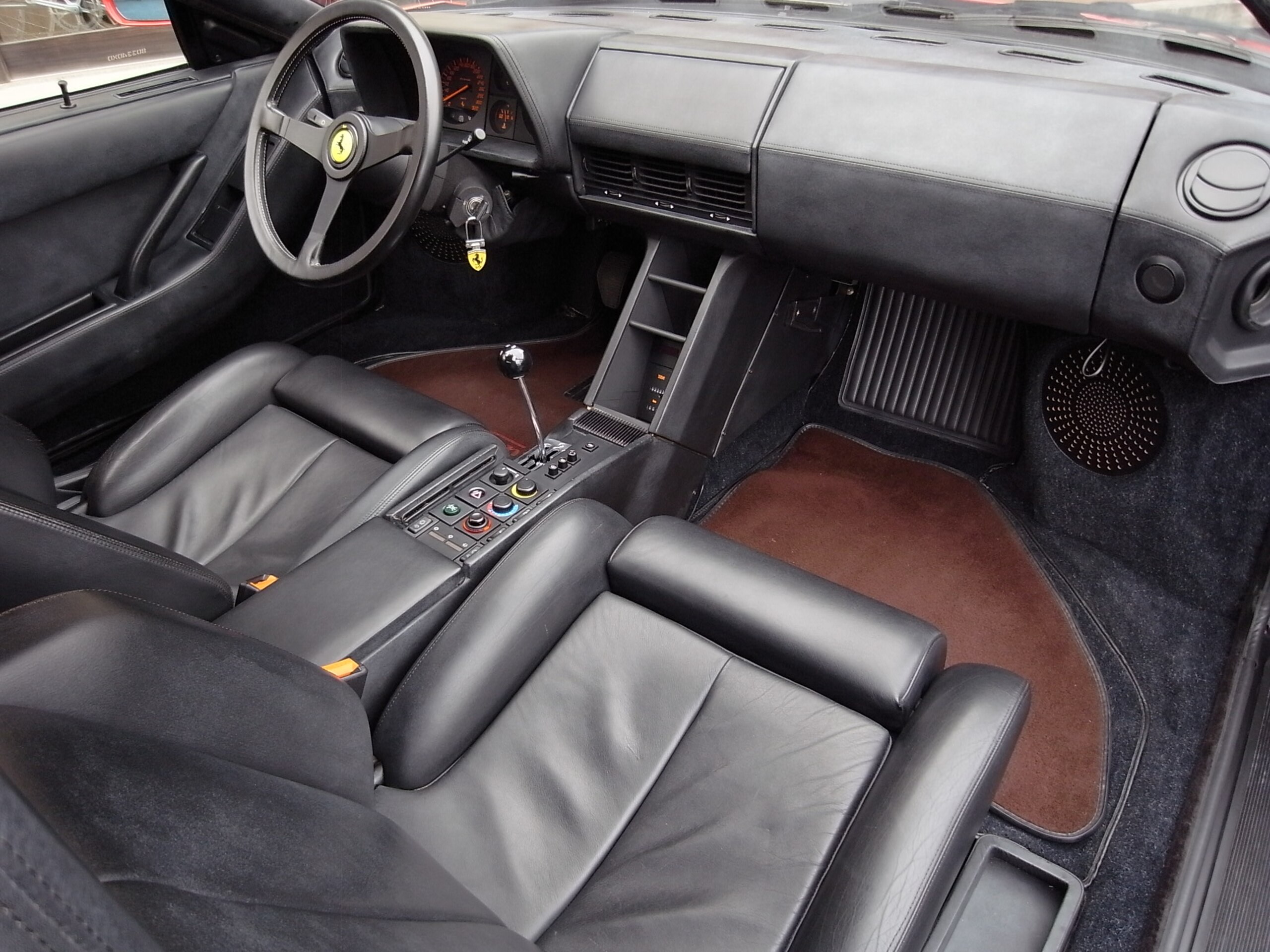 1989 Ferrari Testarossa — Photo 15 / 21