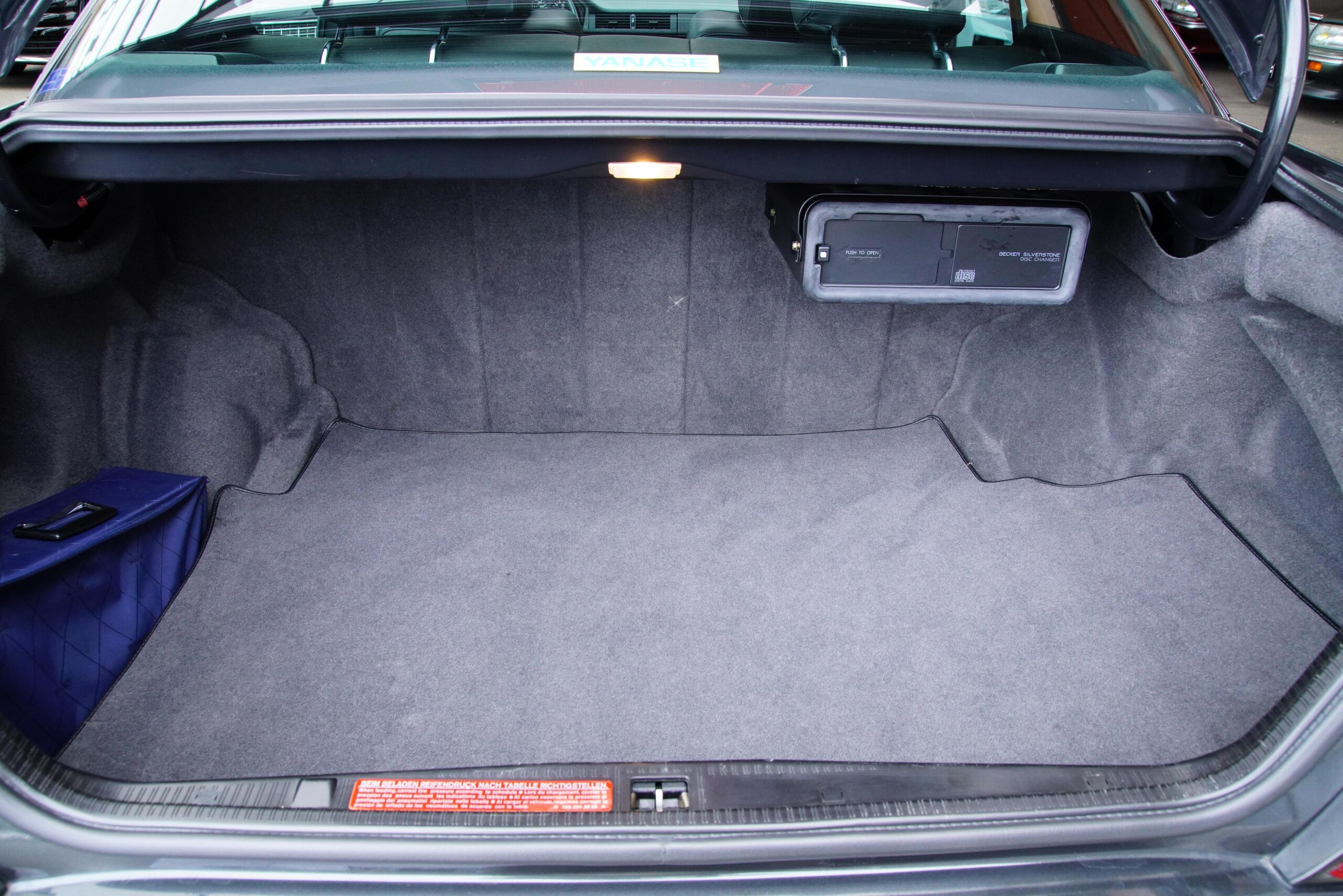 1992 Mercedes Benz E500 — Photo 20 / 20