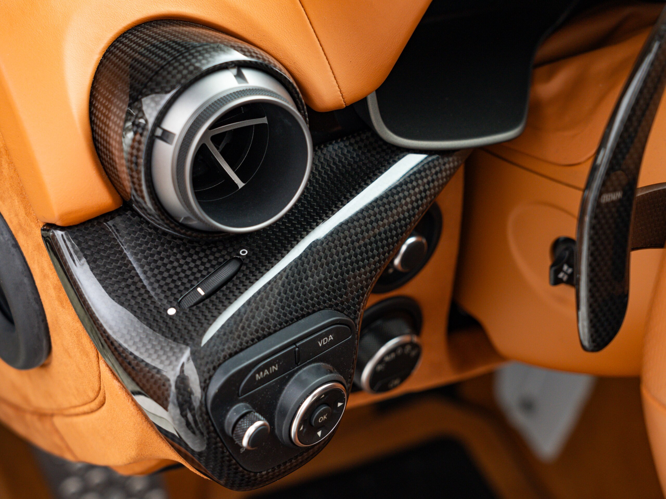 2014 Ferrari F12 Berlinetta — Photo 17 / 42