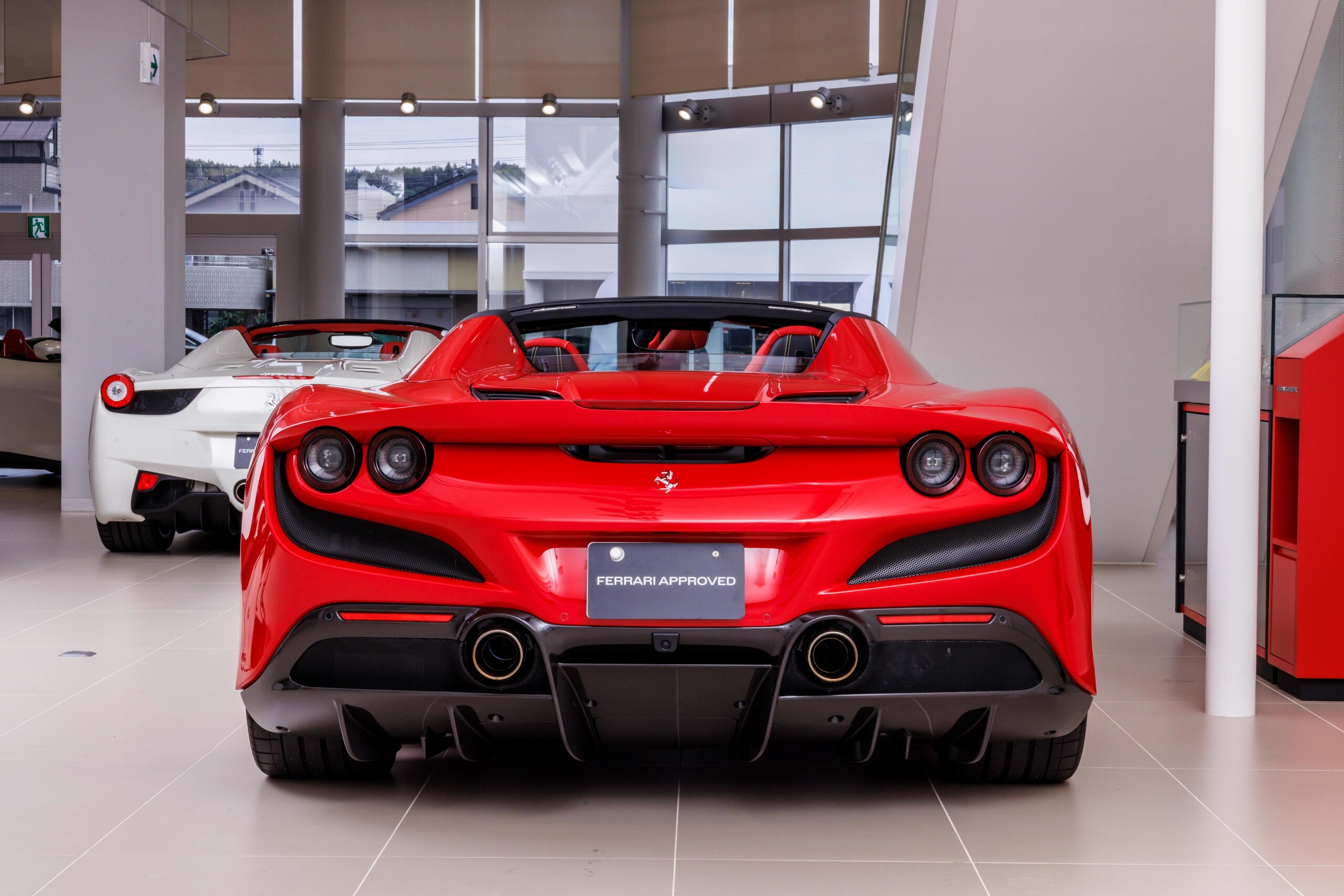 2022 Ferrari F8 Spider — Photo 6 / 42