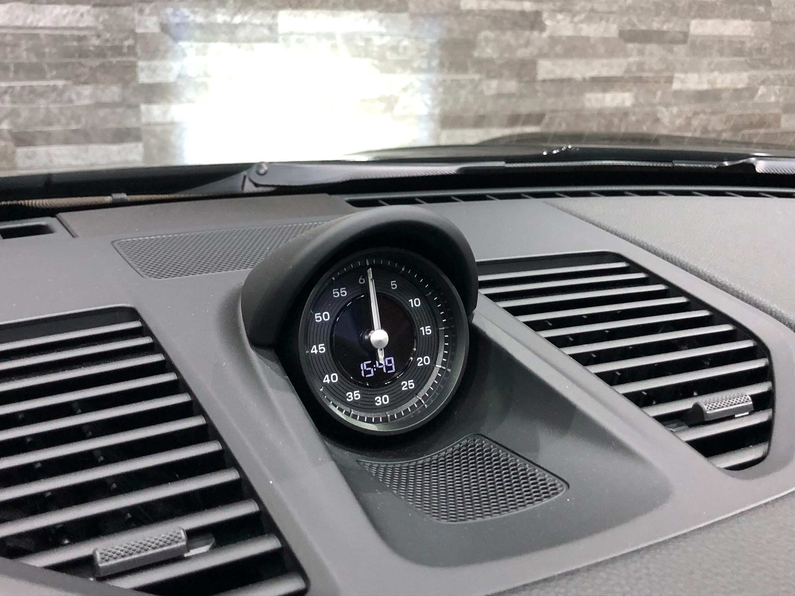 2024 Porsche 911 Targa 4 — Photo 16 / 26