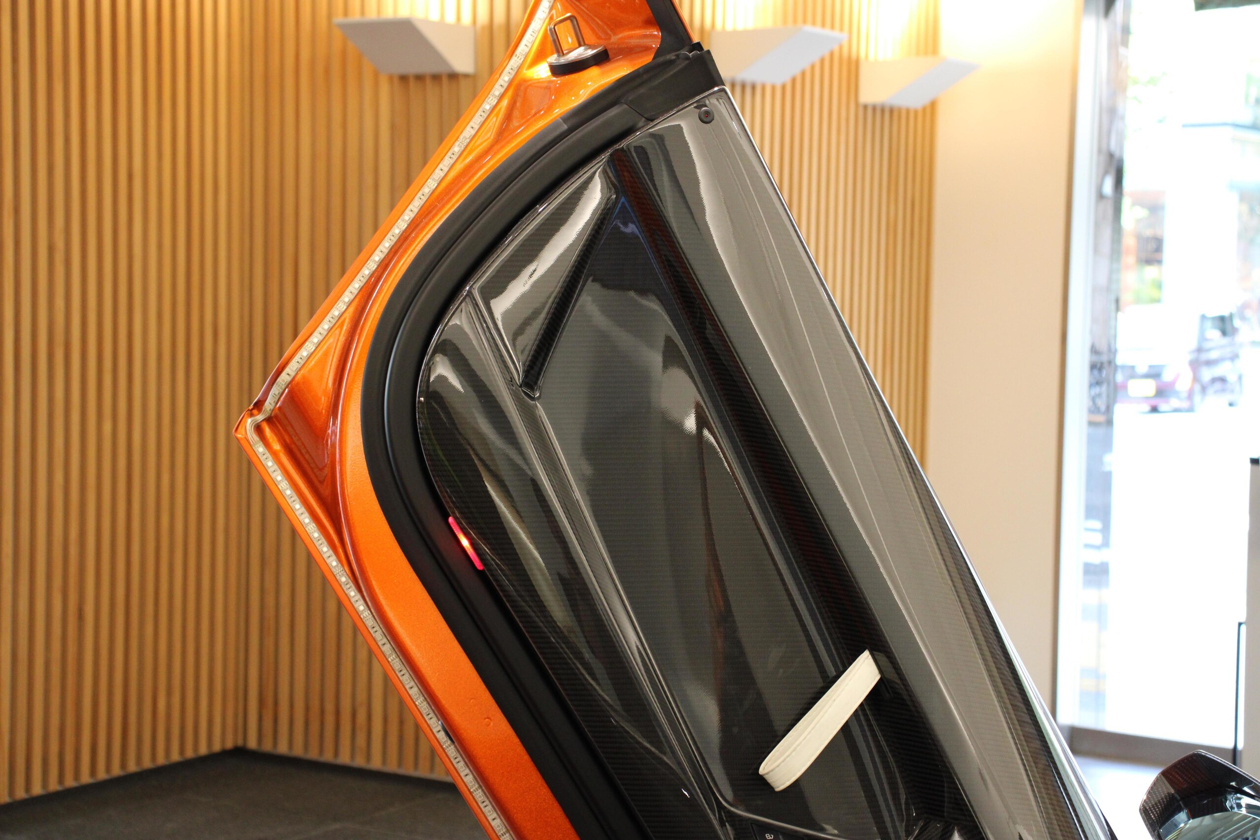 2019 Lamborghini Aventador SVJ — Photo 16 / 24