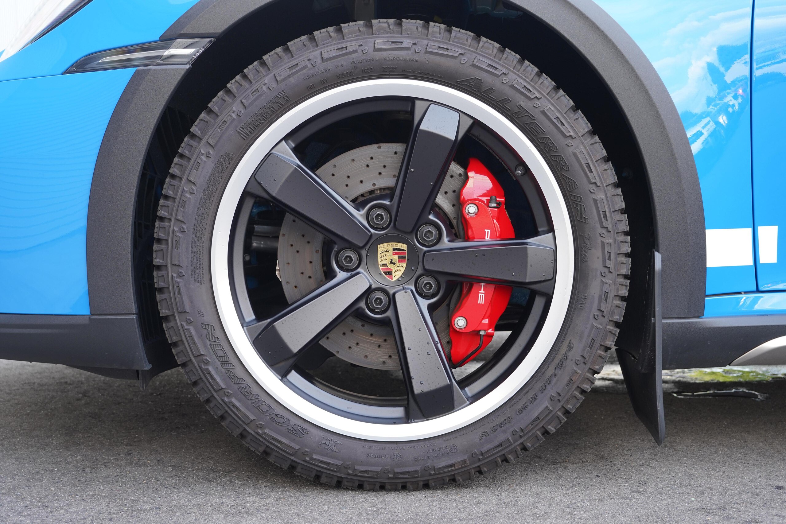2023 Porsche 911 Dakar — Photo 23 / 23
