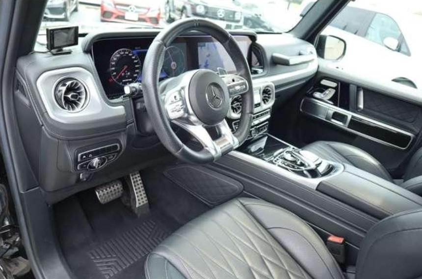 2018 Mercedes Benz G63 AMG — Photo 10 / 15