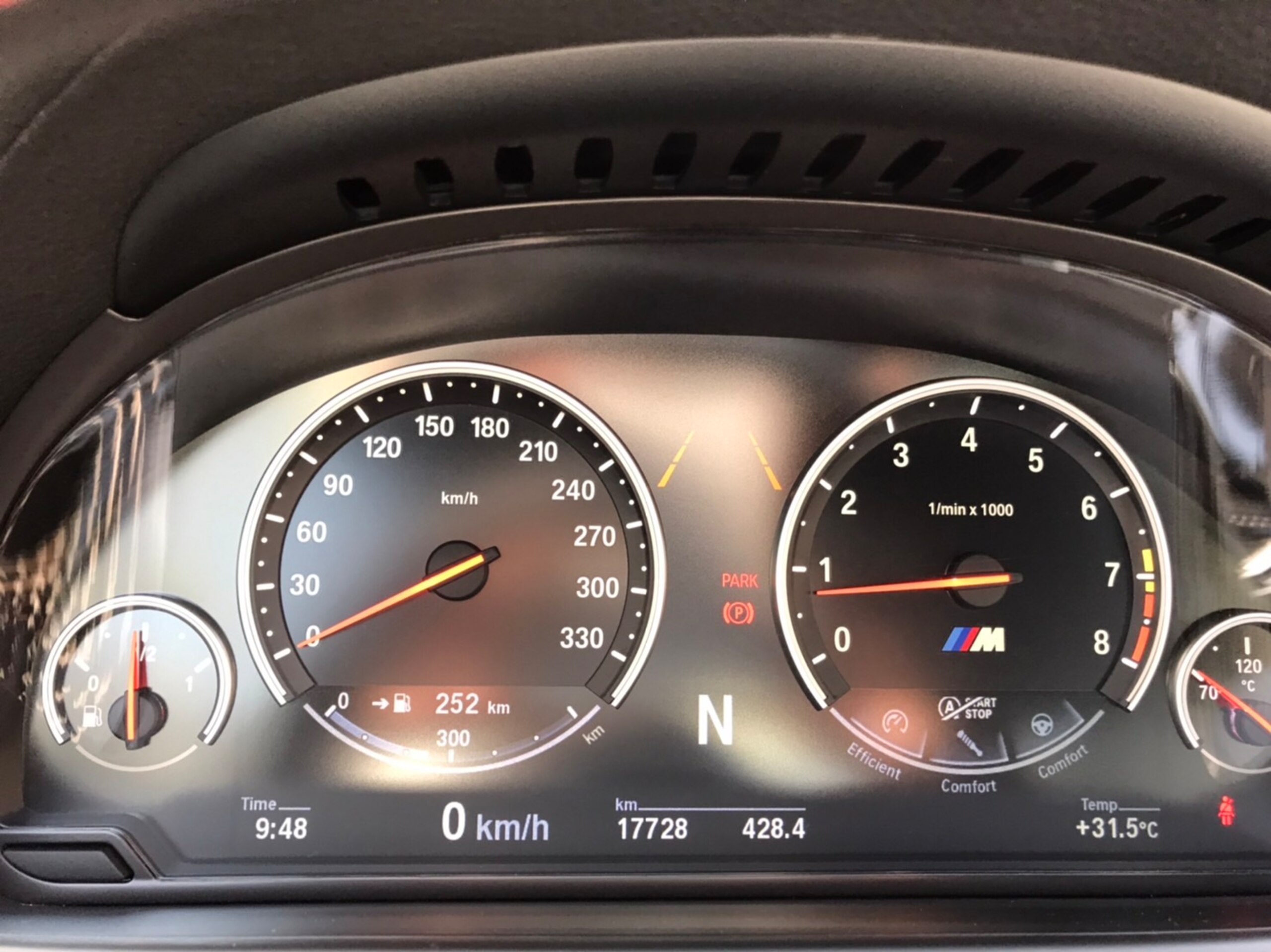 2019 BMW M6 — Photo 12 / 19
