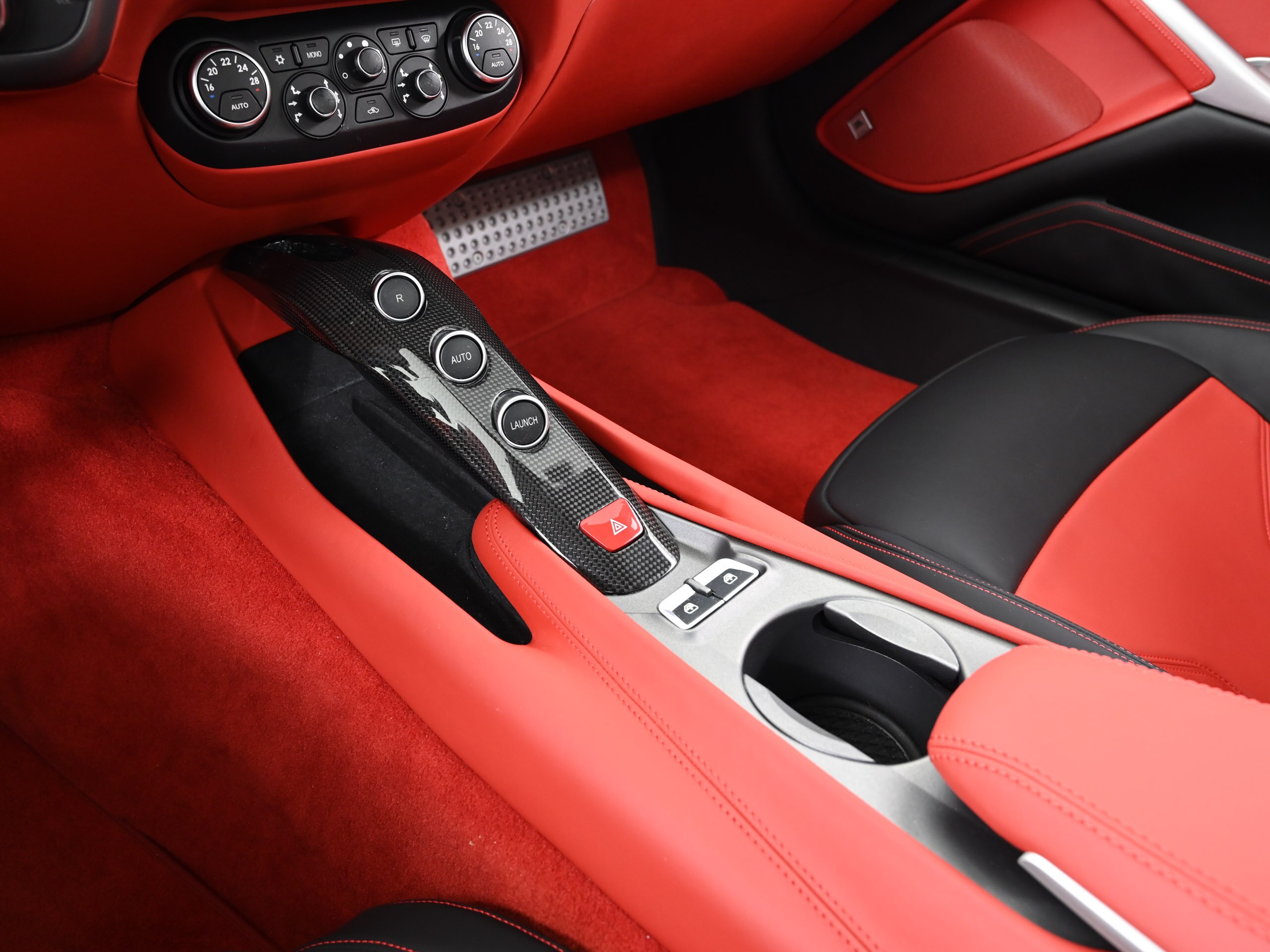 2014 Ferrari F12 Berlinetta — Photo 12 / 15