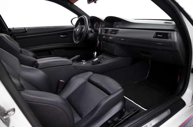 2010 BMW M3 Coupe — Photo 29 / 33