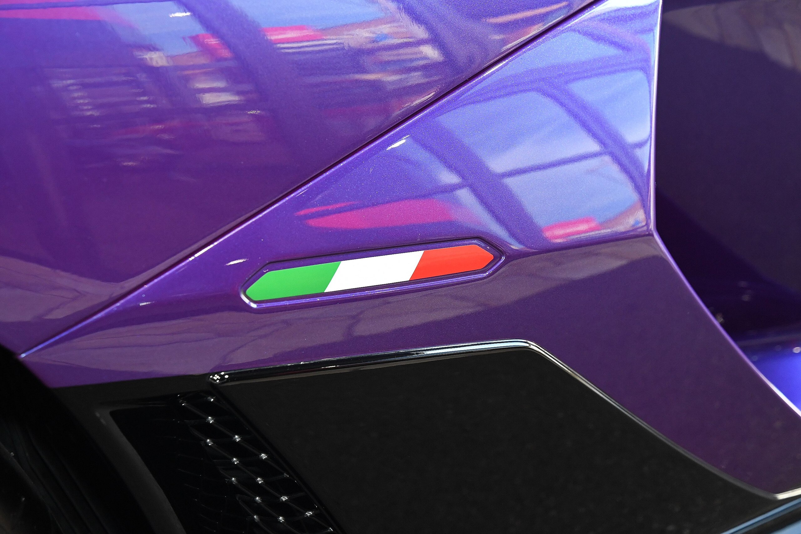 2022 Lamborghini Aventador Roadster LP780-4 Ultimae — Photo 23 / 55