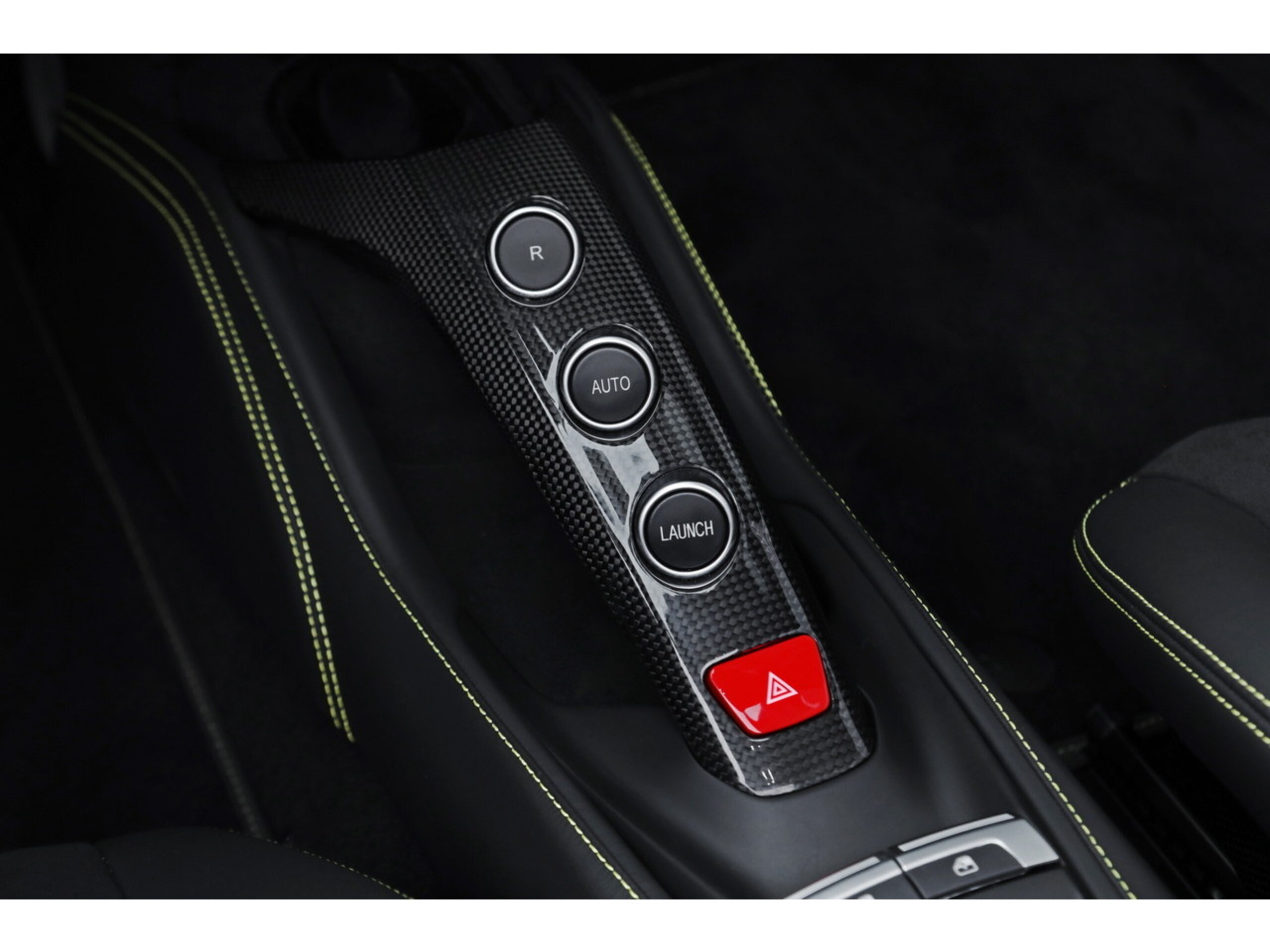 2018 Ferrari 488 Spider — Photo 8 / 65