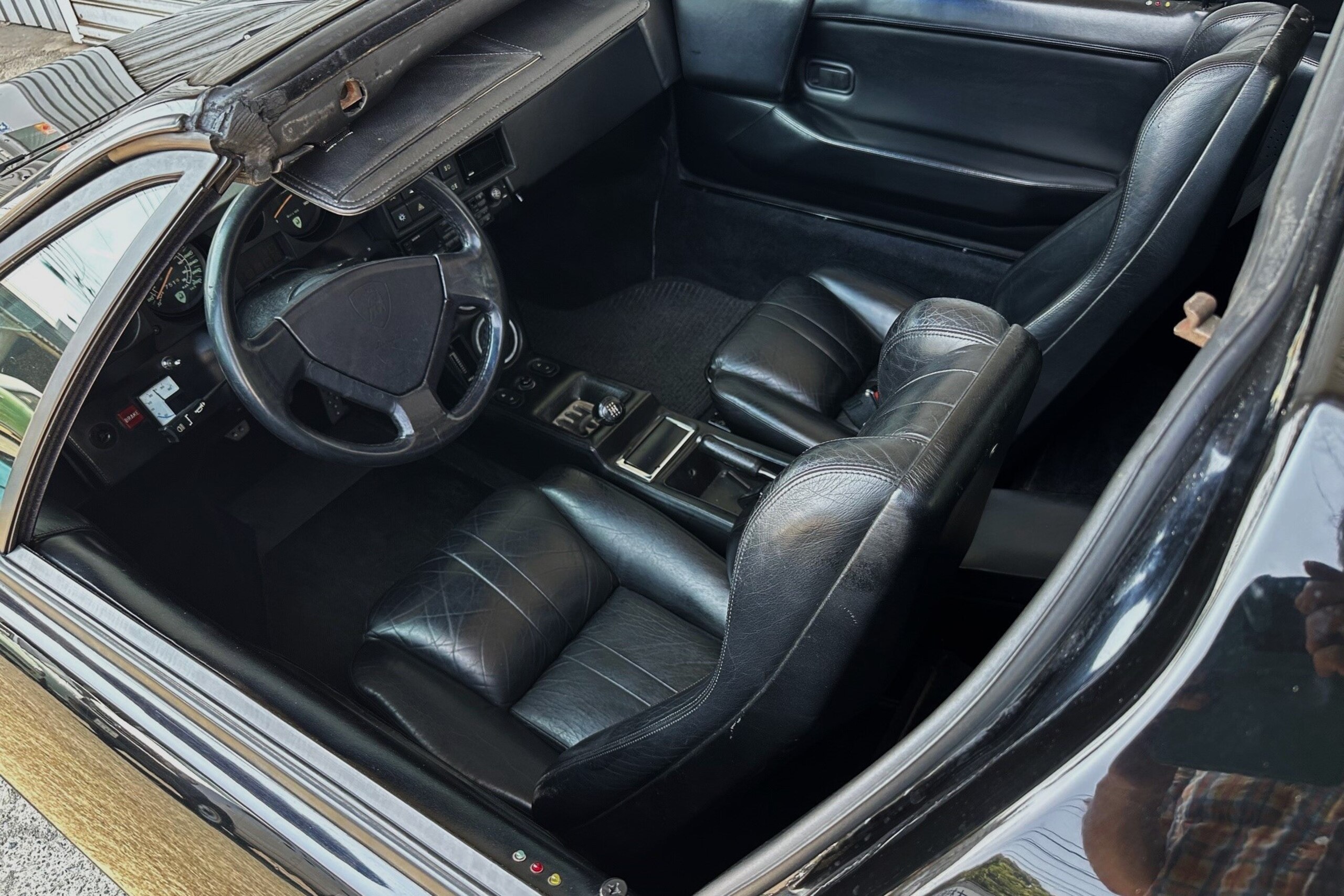 1984 Lamborghini Jalpa — Photo 8 / 17