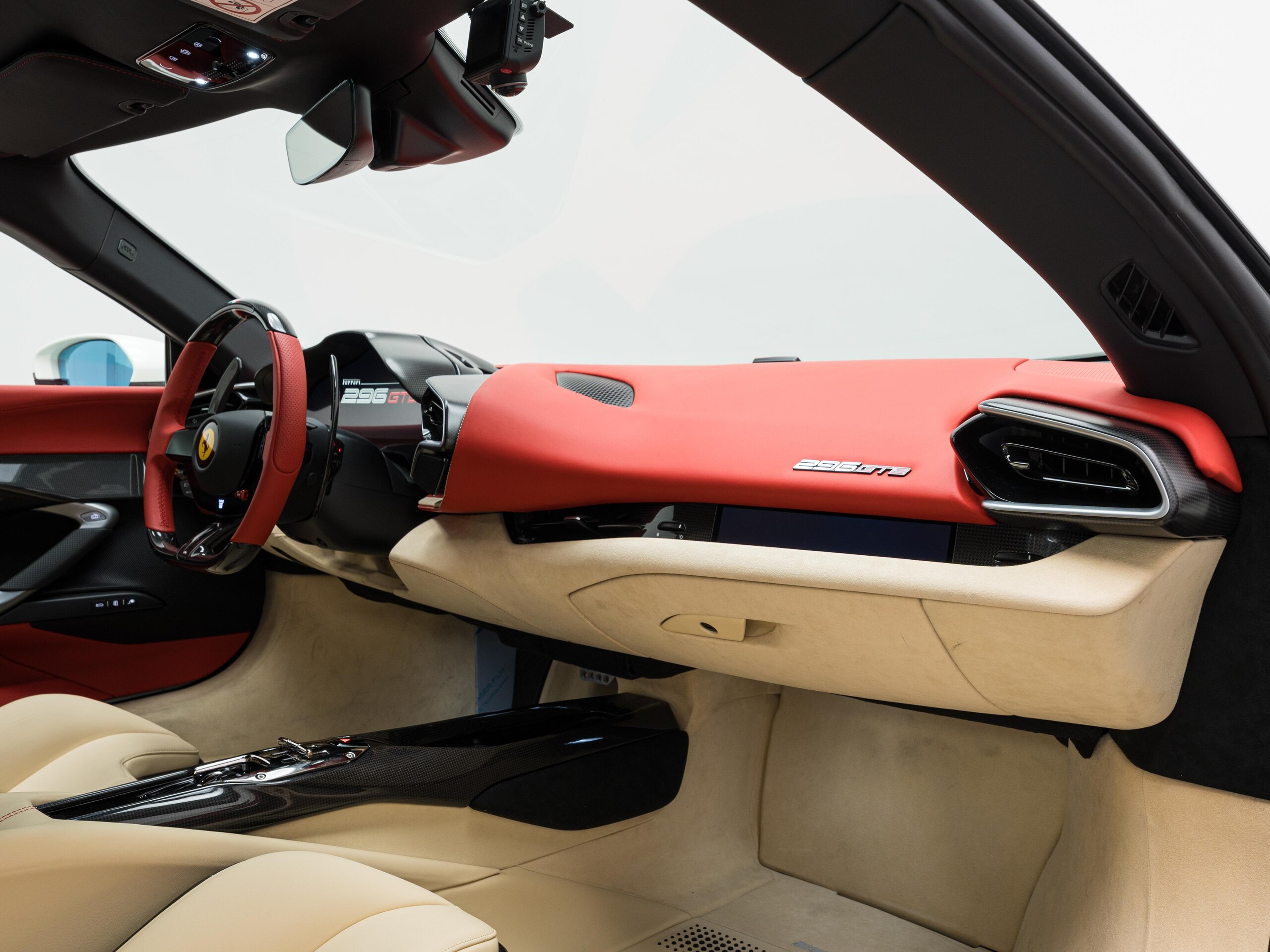 2024 Ferrari 296GTB — Photo 18 / 29