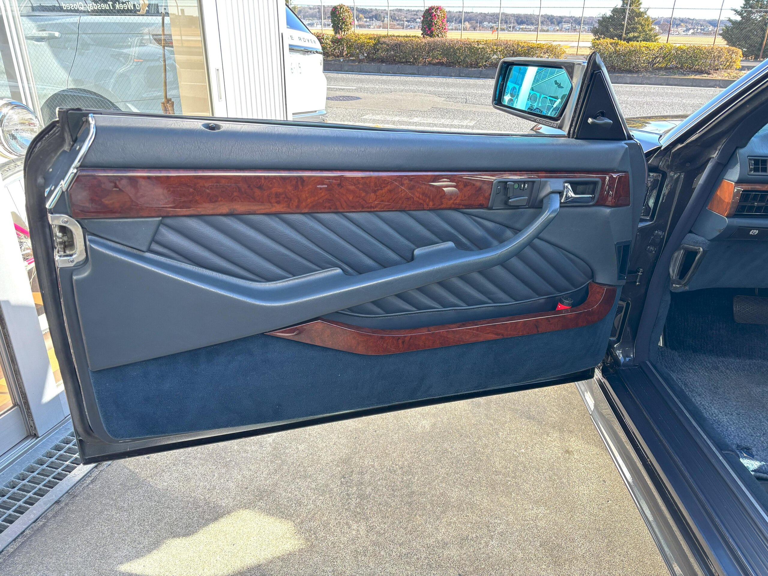1991 Mercedes Benz 560SEC AMG 6.0 — Photo 15 / 22