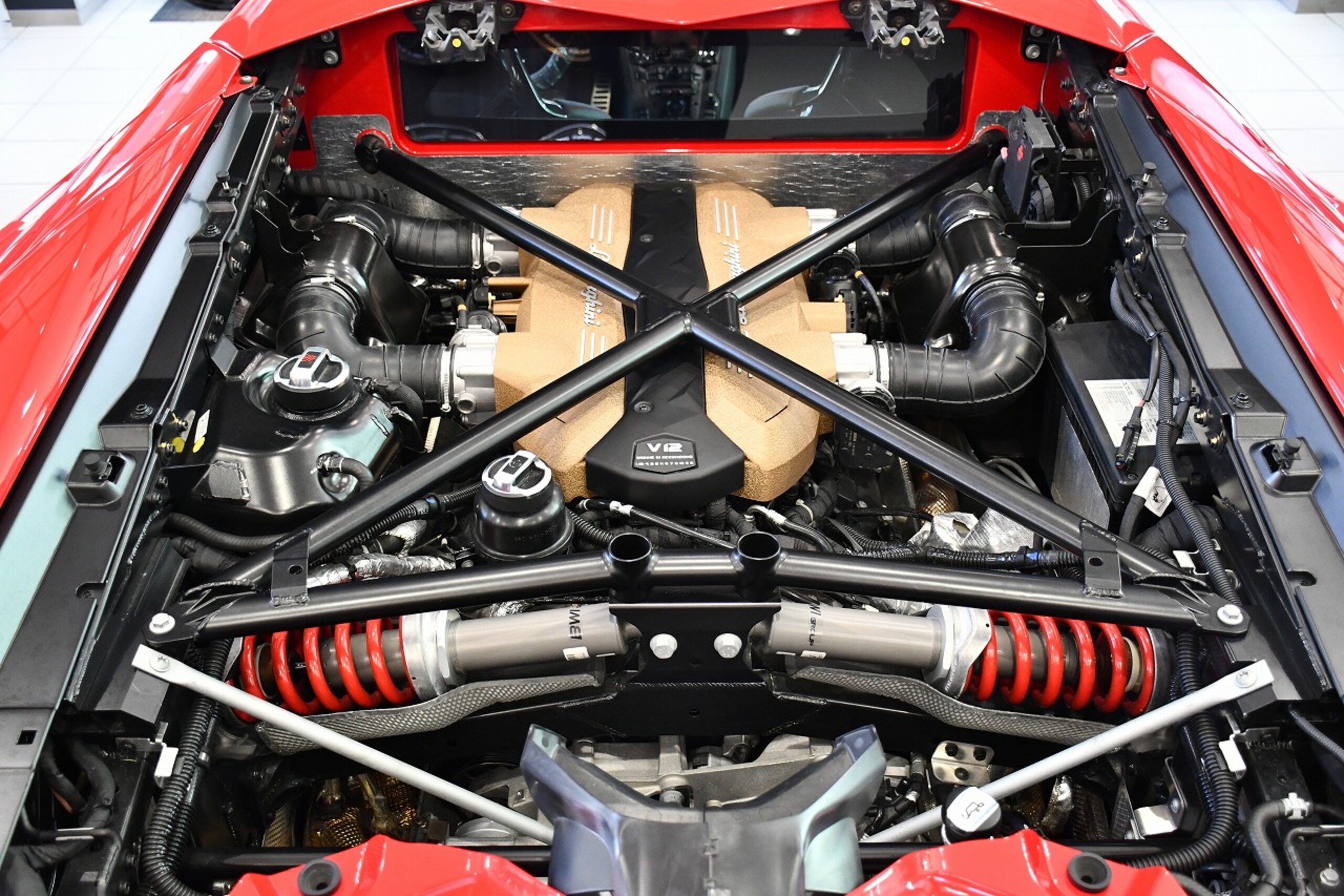 2019 Lamborghini Aventador SVJ — Photo 44 / 46