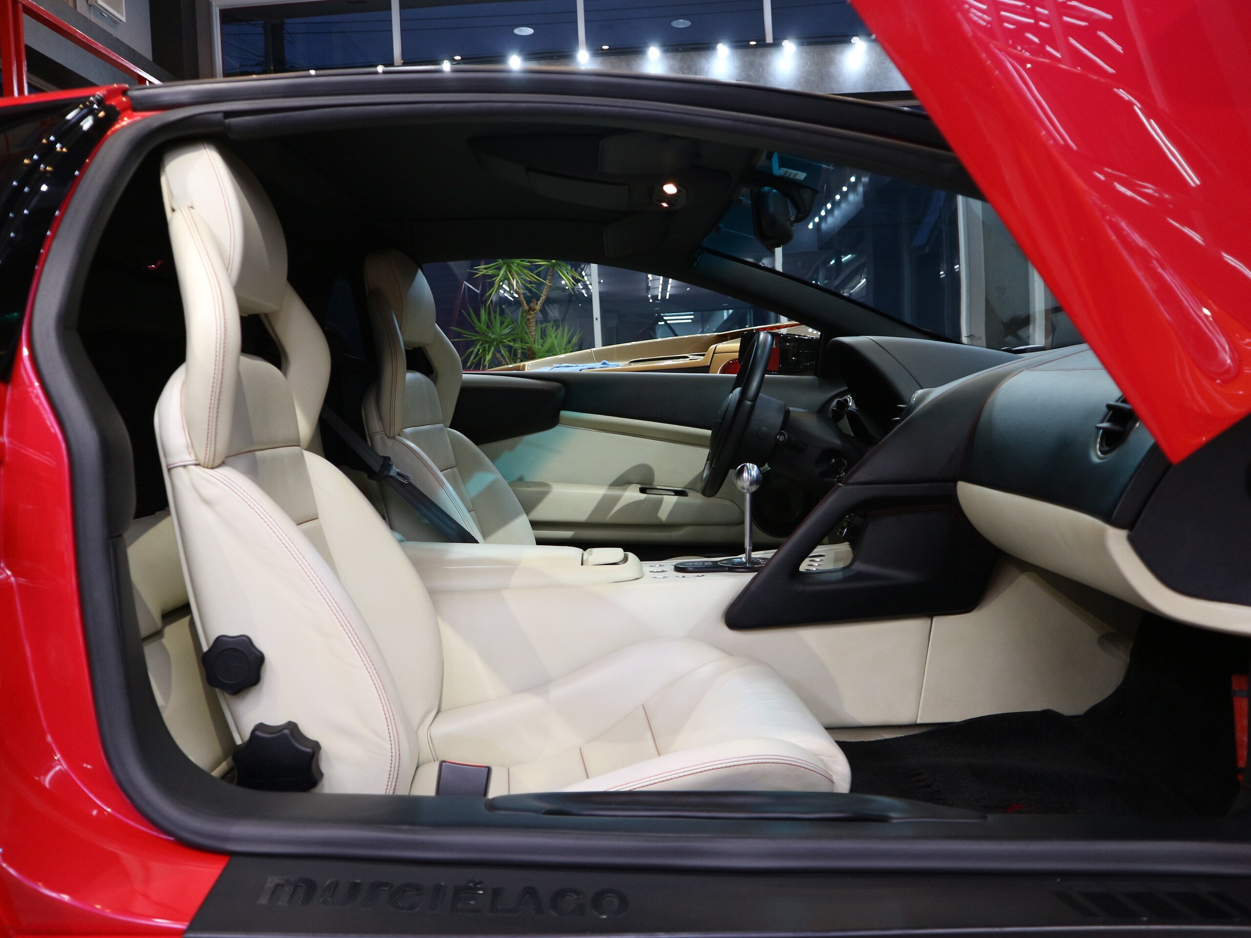 2003 Lamborghini Murcielago — Photo 11 / 16