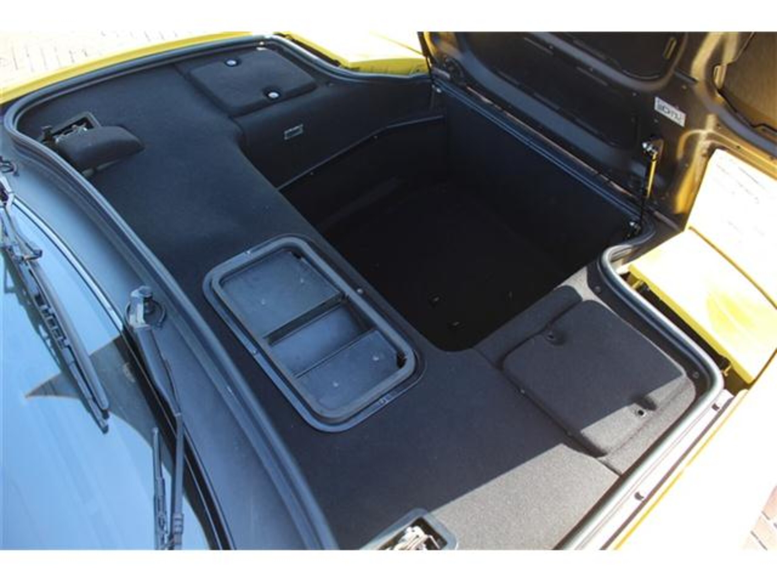 1997 Ferrari F355 Berlinetta — Photo 15 / 15