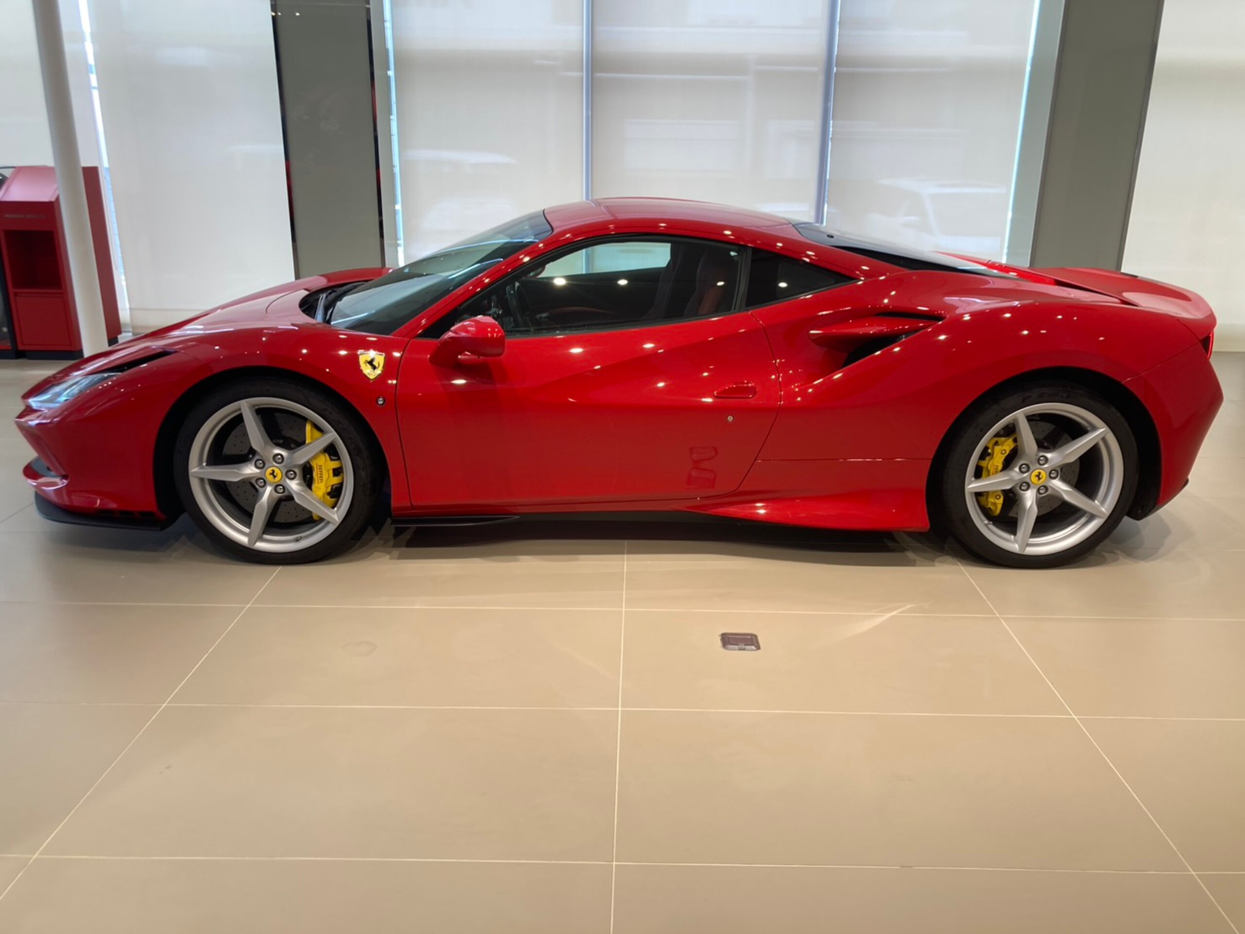2020 Ferrari F8 Tributo — Photo 7 / 31