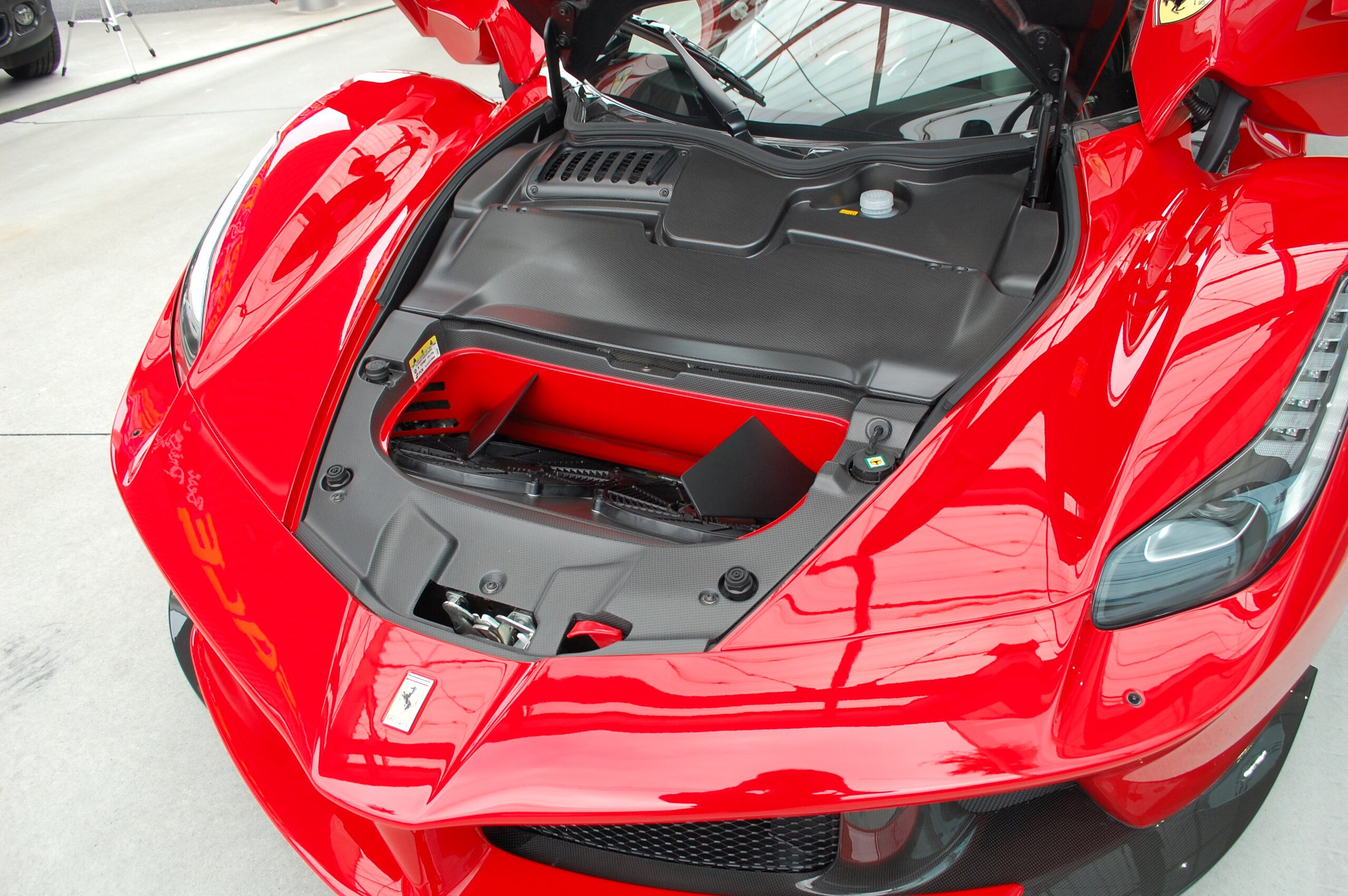 2015 Ferrari LaFerrari — Photo 12 / 13