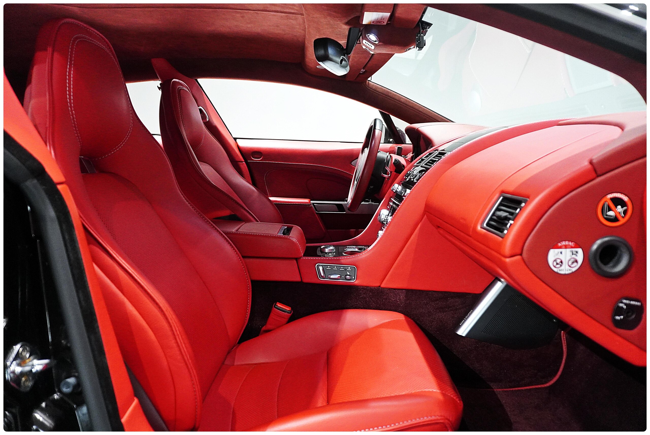 2013 Aston Martin Rapide — Photo 17 / 22