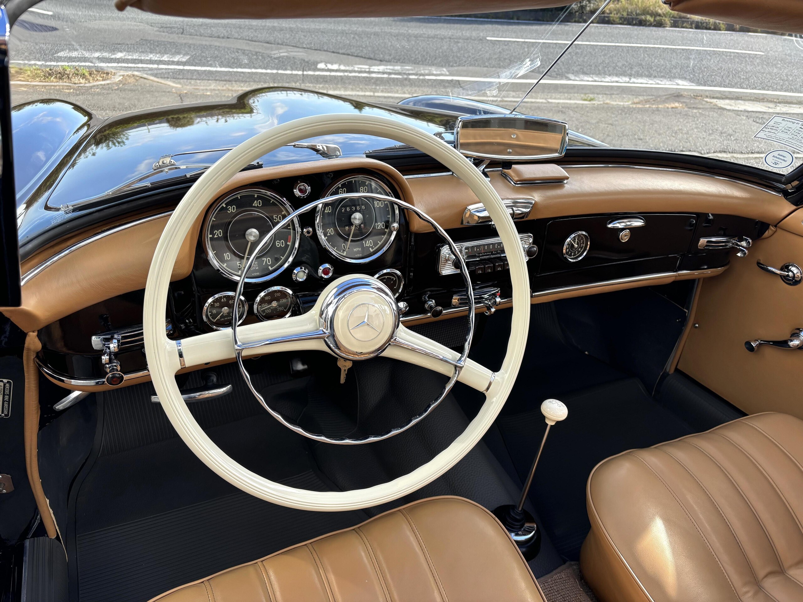 1959 Mercedes Benz 190SL — Photo 11 / 17