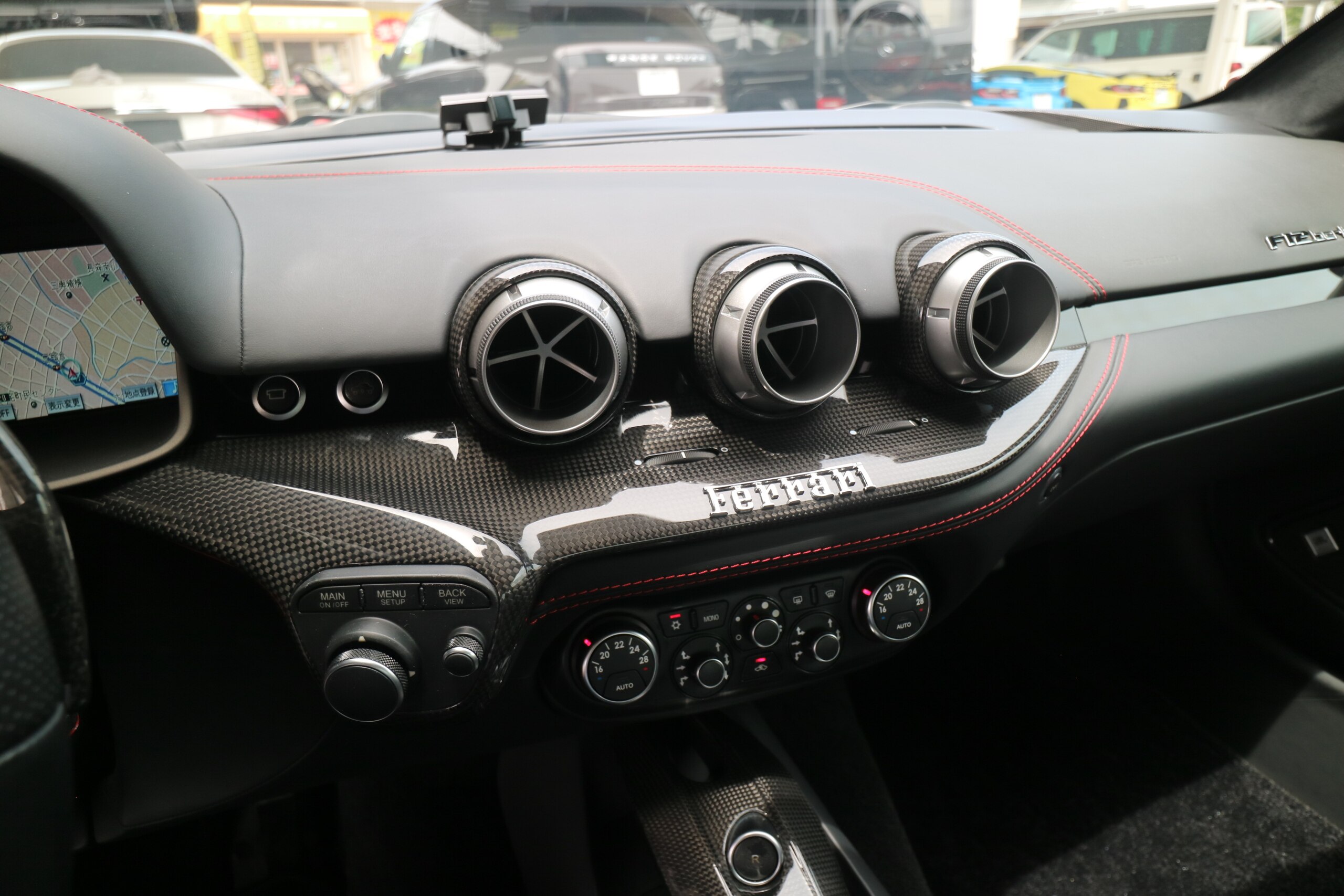2014 Ferrari F12 Berlinetta — Photo 7 / 15