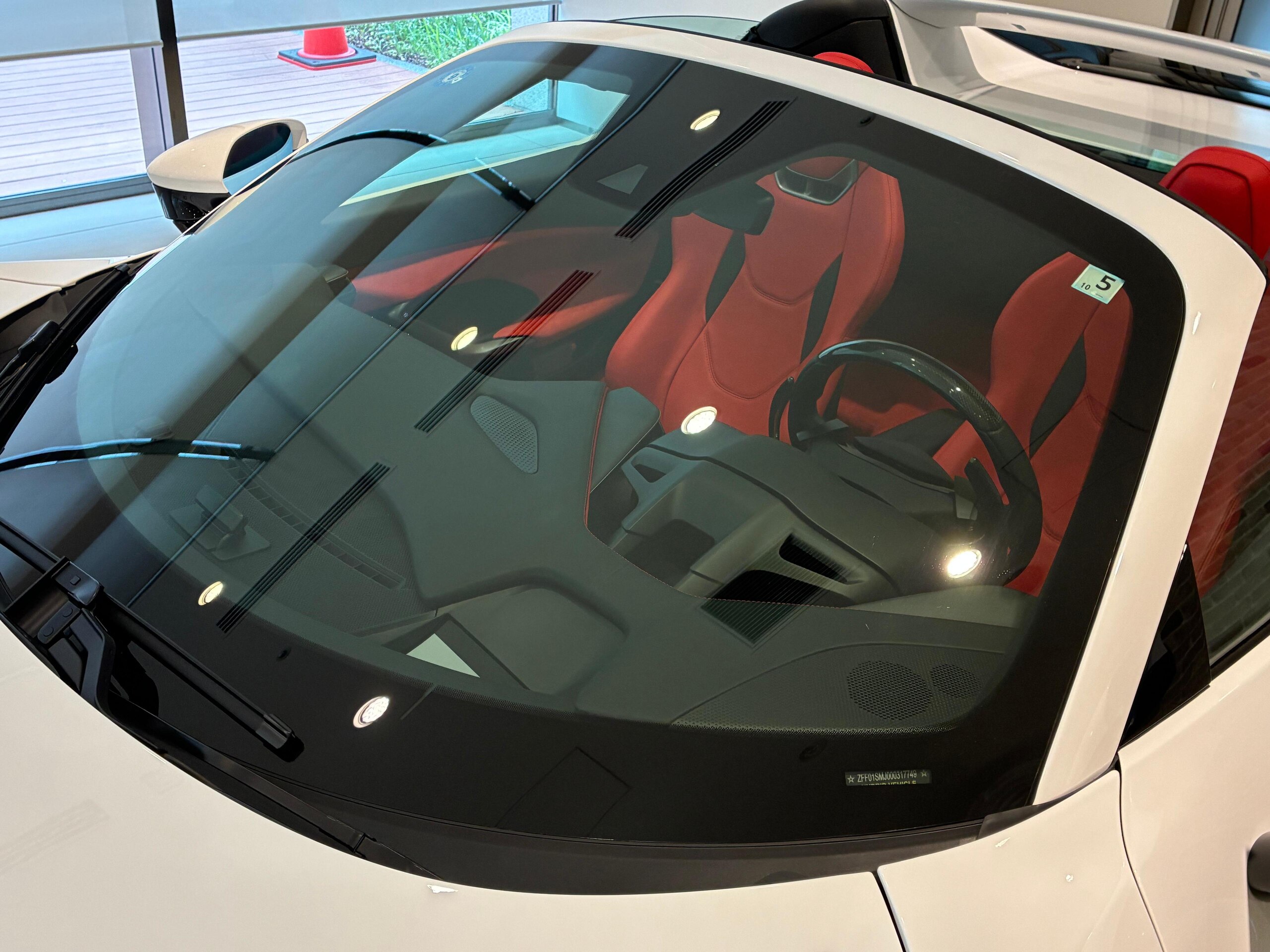 2025 Ferrari 296GTS — Photo 19 / 76