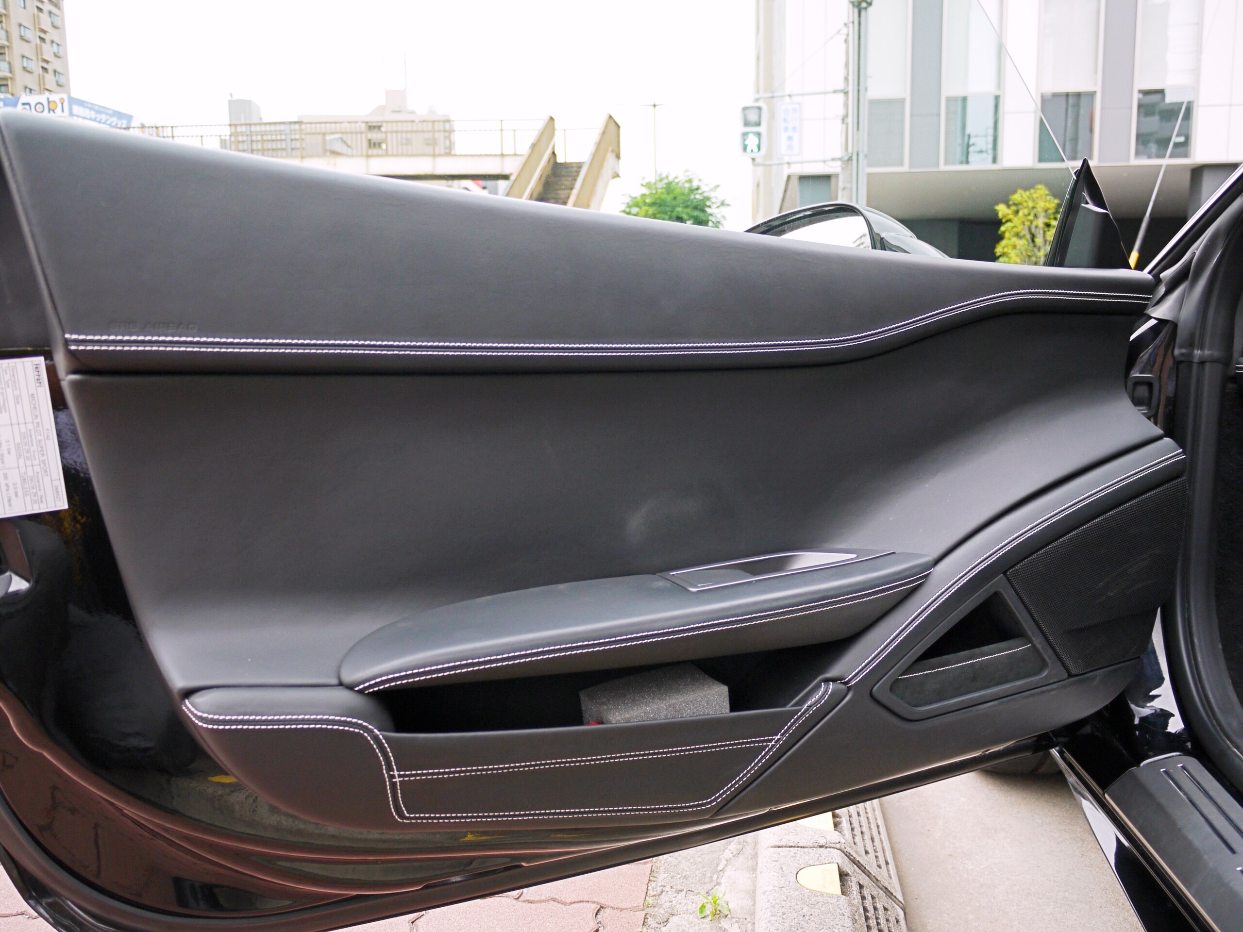 2013 Ferrari 458 Italia F1 DCT — Photo 8 / 11