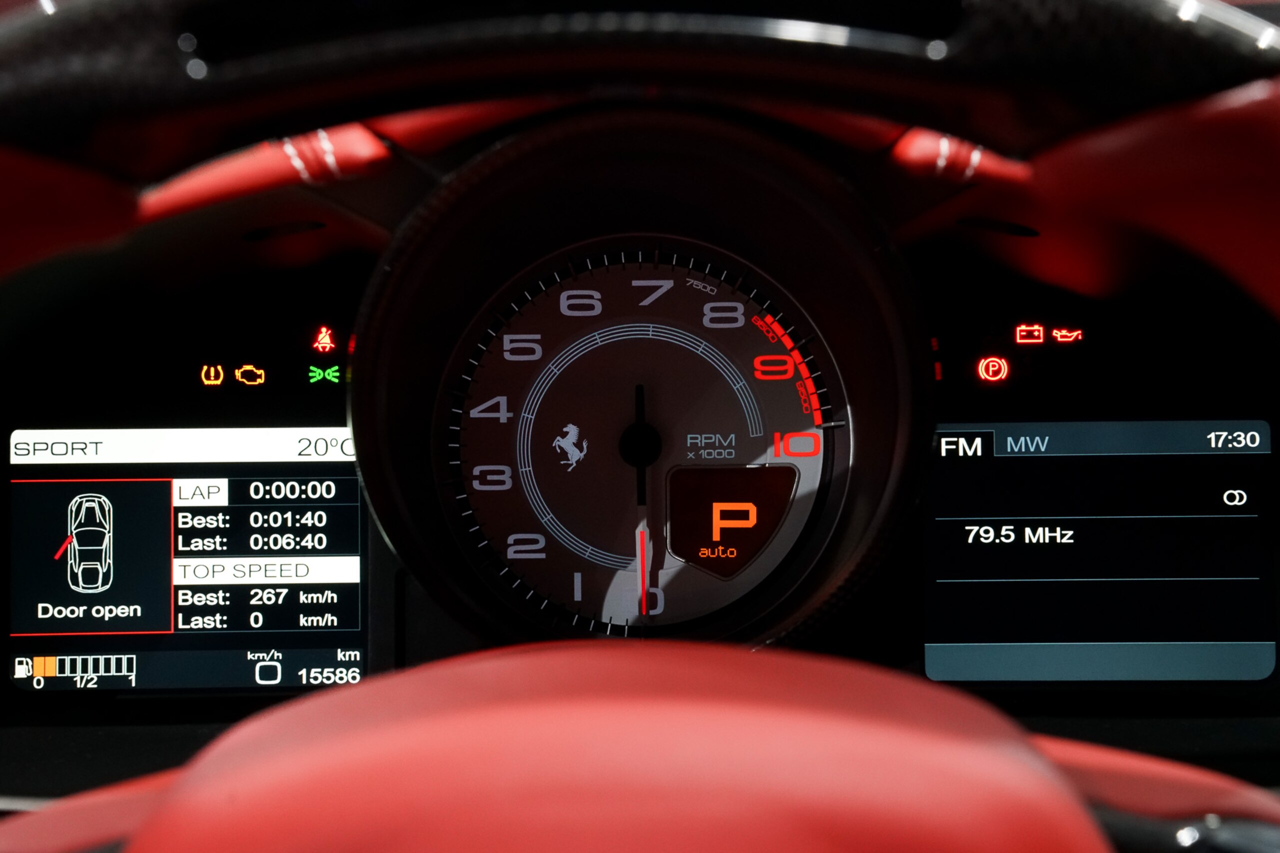 2013 Ferrari F12 Berlinetta — Photo 7 / 15