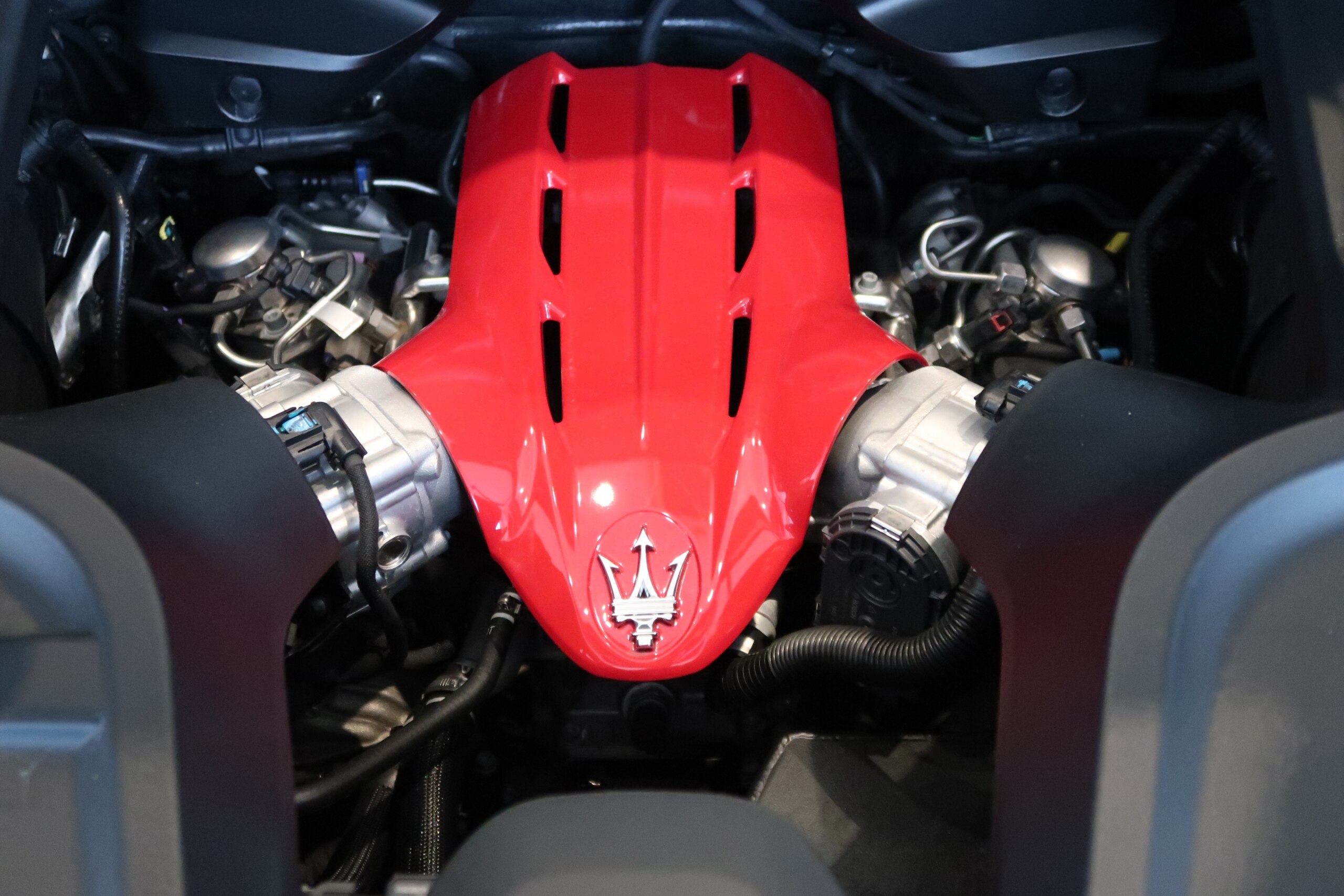 2022 Maserati MC20 — Photo 27 / 28