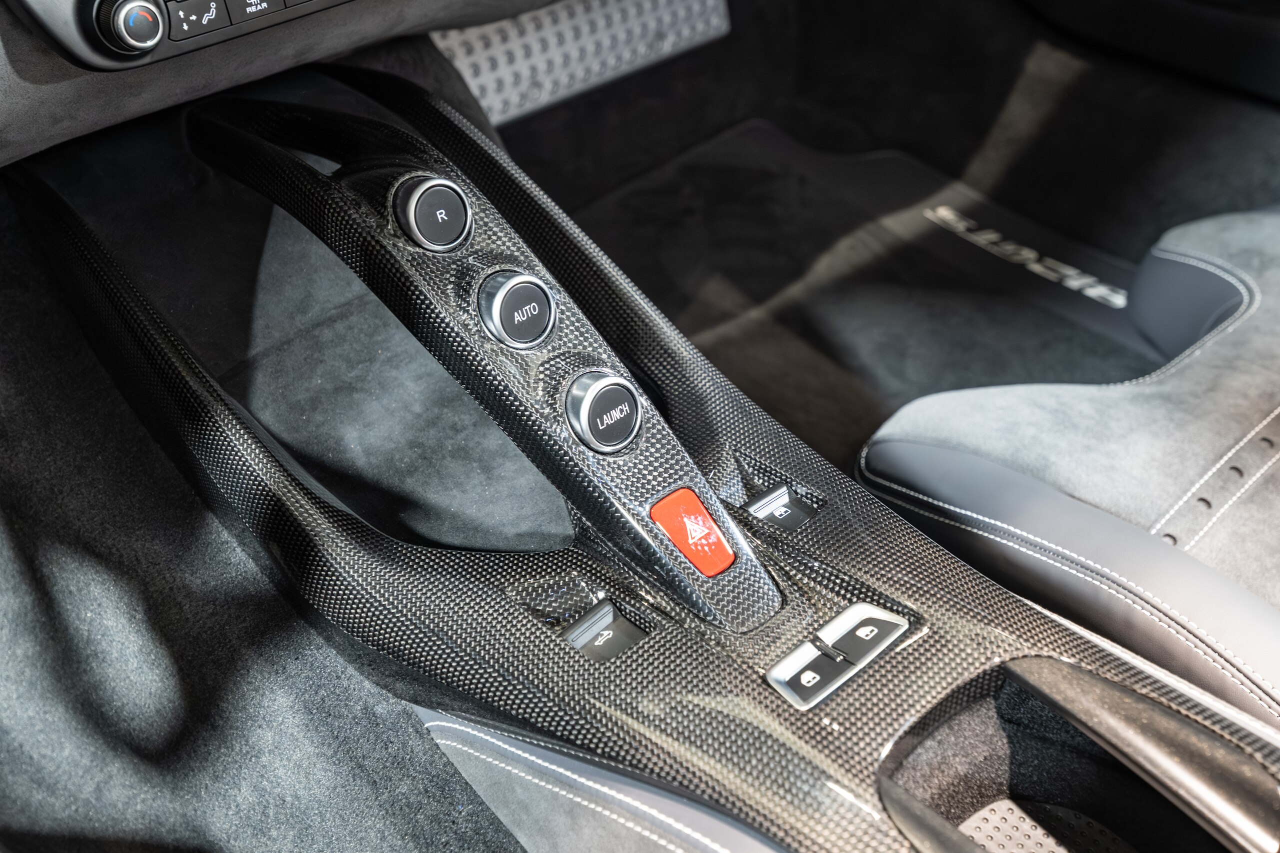 2021 Ferrari 812GTS — Photo 19 / 25