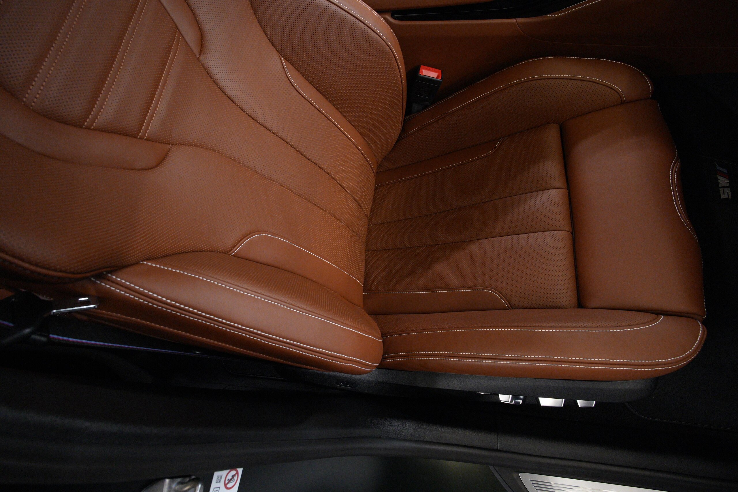2023 BMW M5 Competition — Photo 35 / 53