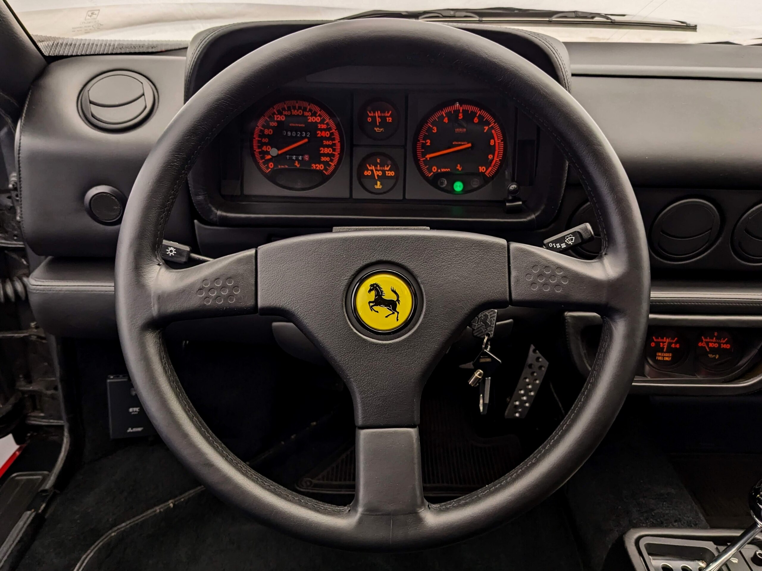 1992 Ferrari 512TR — Photo 18 / 25