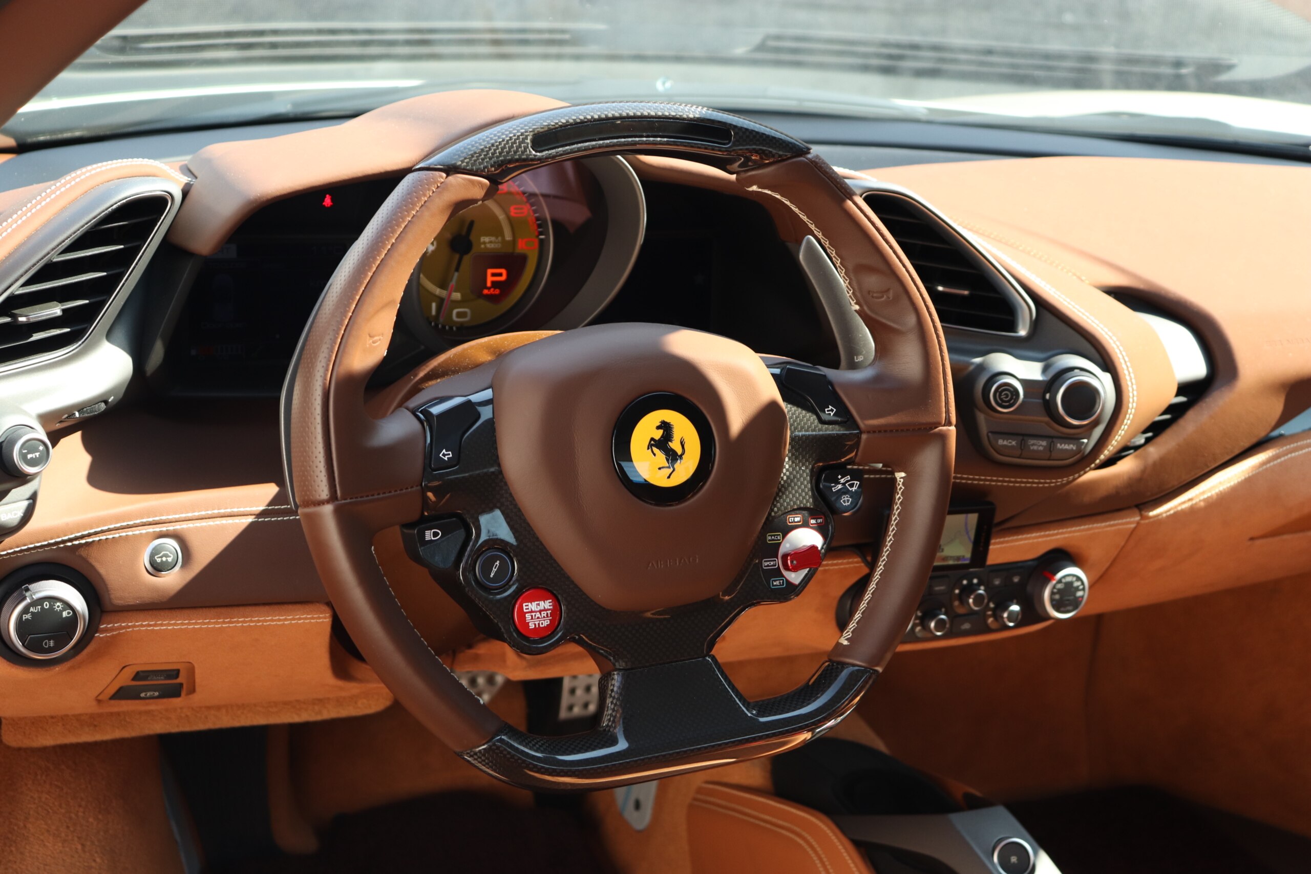 2018 Ferrari 488 Spider — Photo 12 / 21