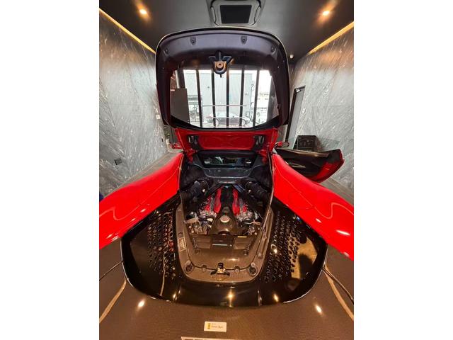 2021 Ferrari SF90 Stradale — Photo 15 / 15