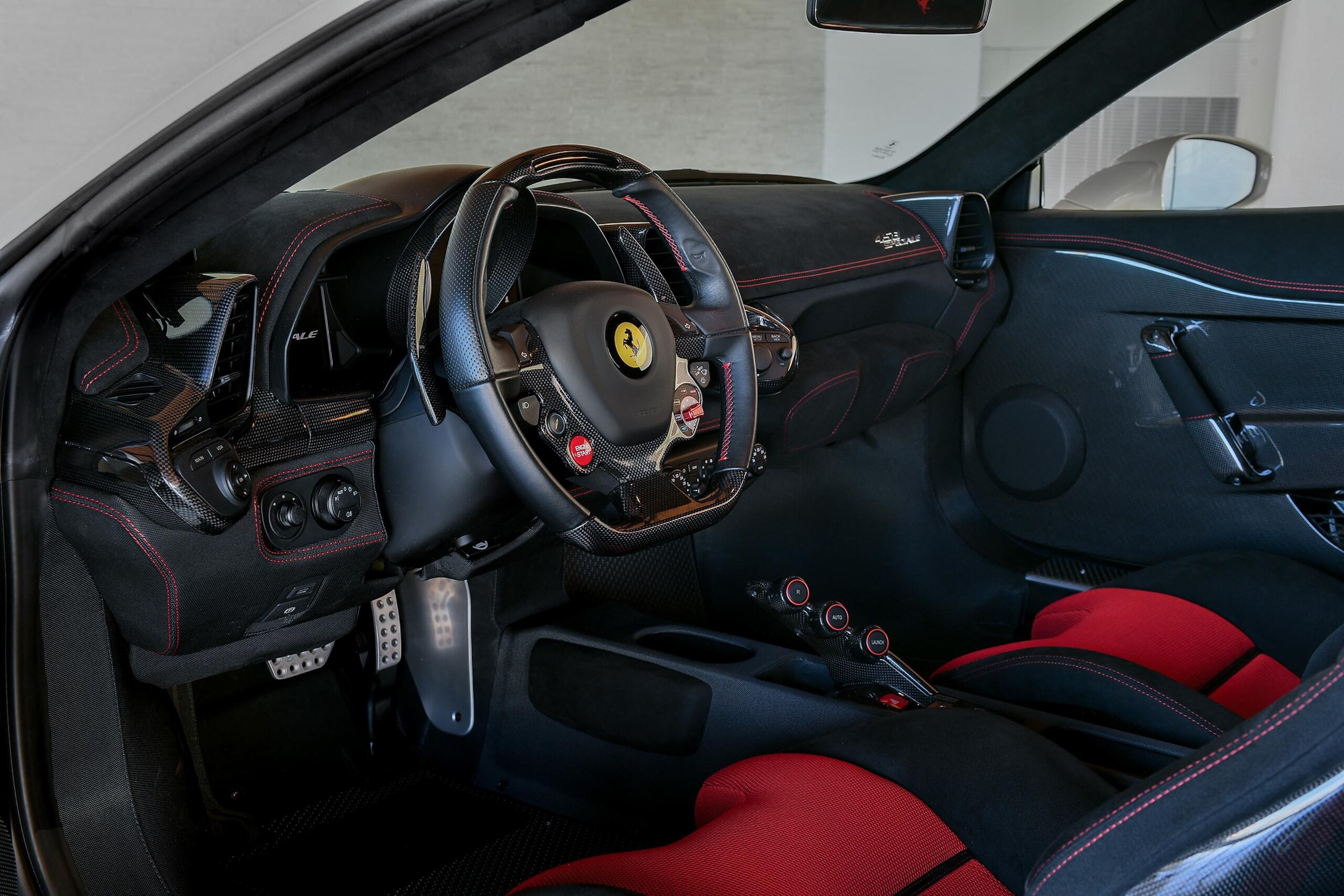 2014 Ferrari 458 Speciale — Photo 8 / 15