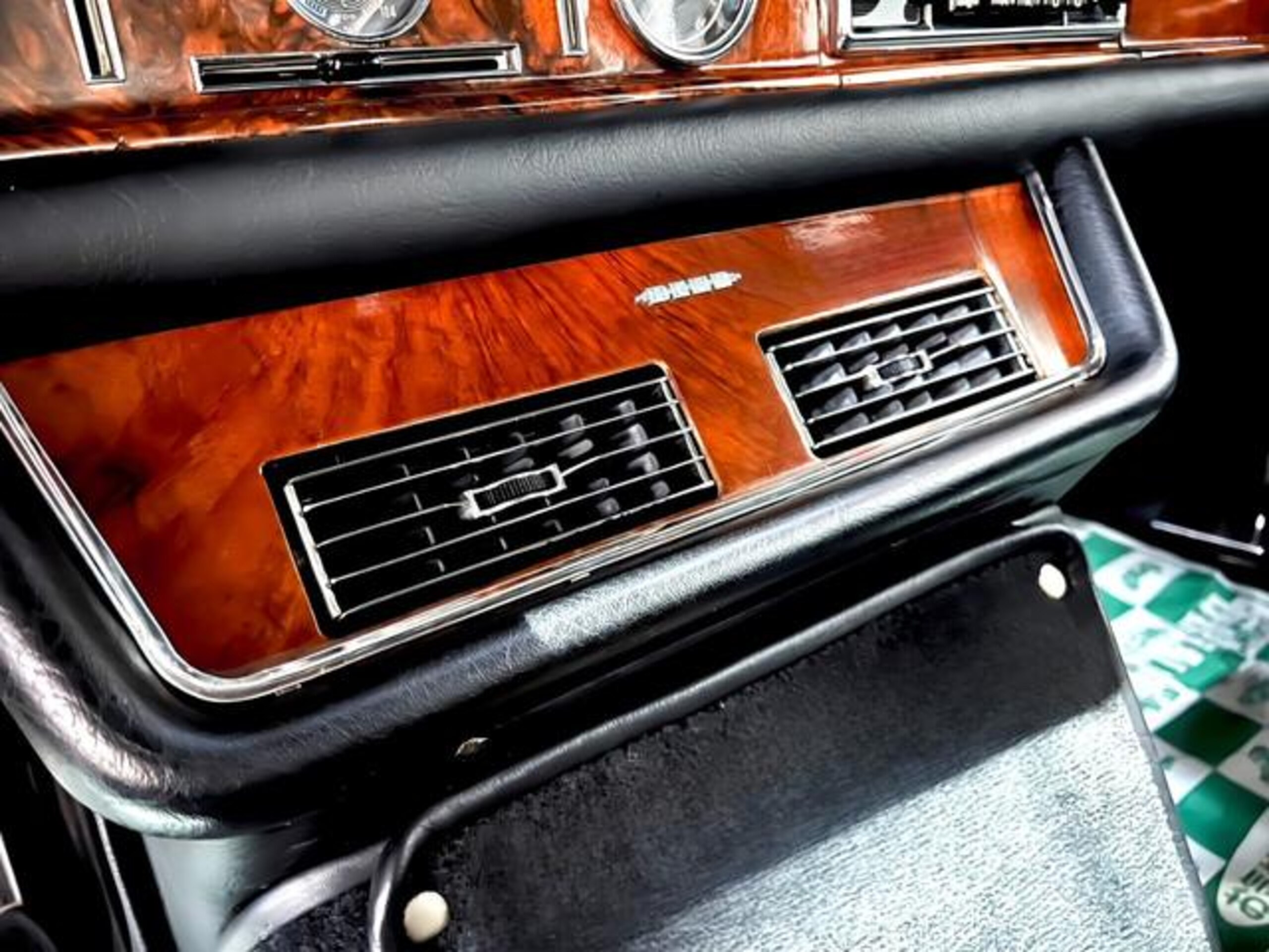 1989 Mercedes Benz 600 Pullman — Photo 12 / 24