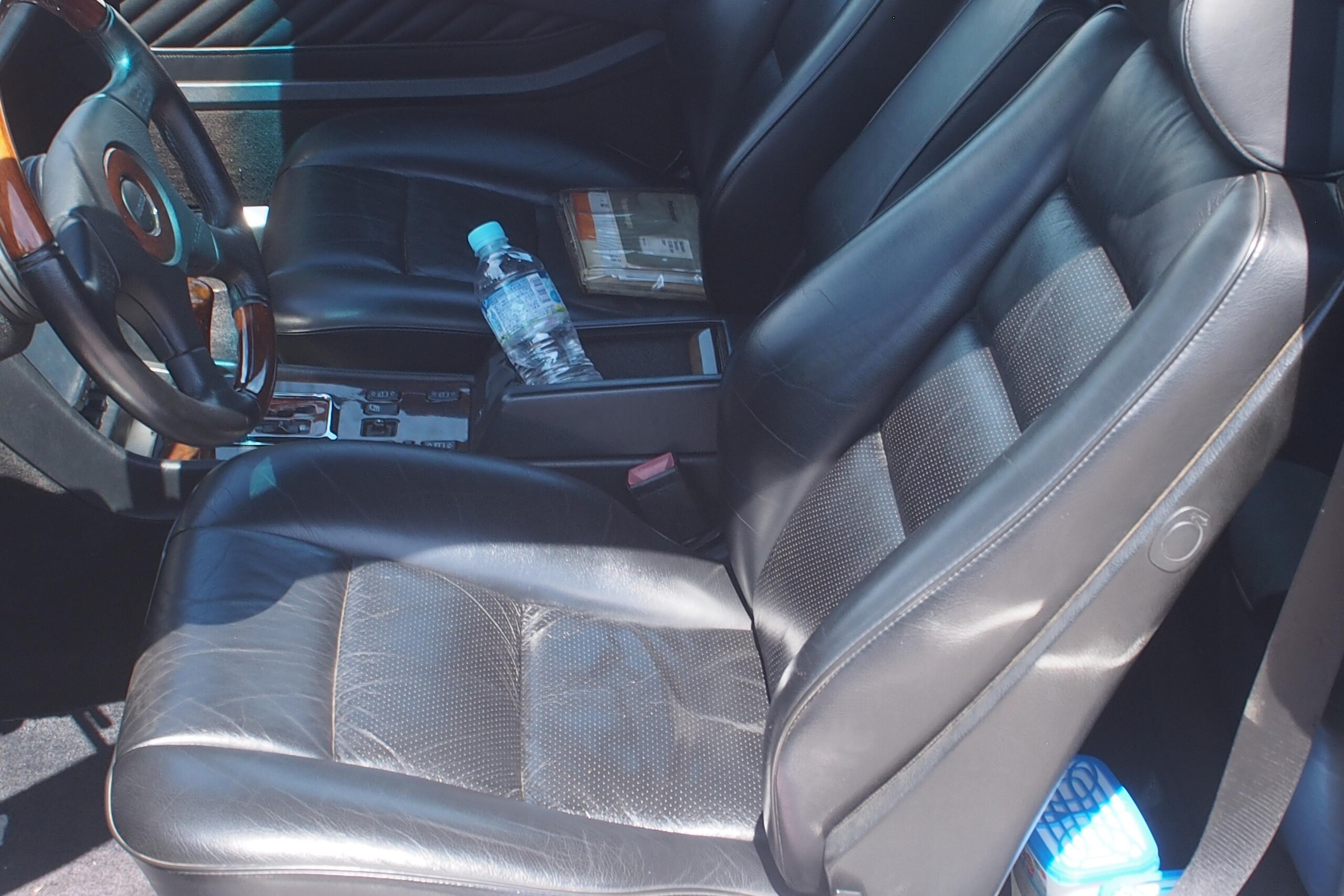 1991 Mercedes Benz 560SEC — Photo 7 / 12