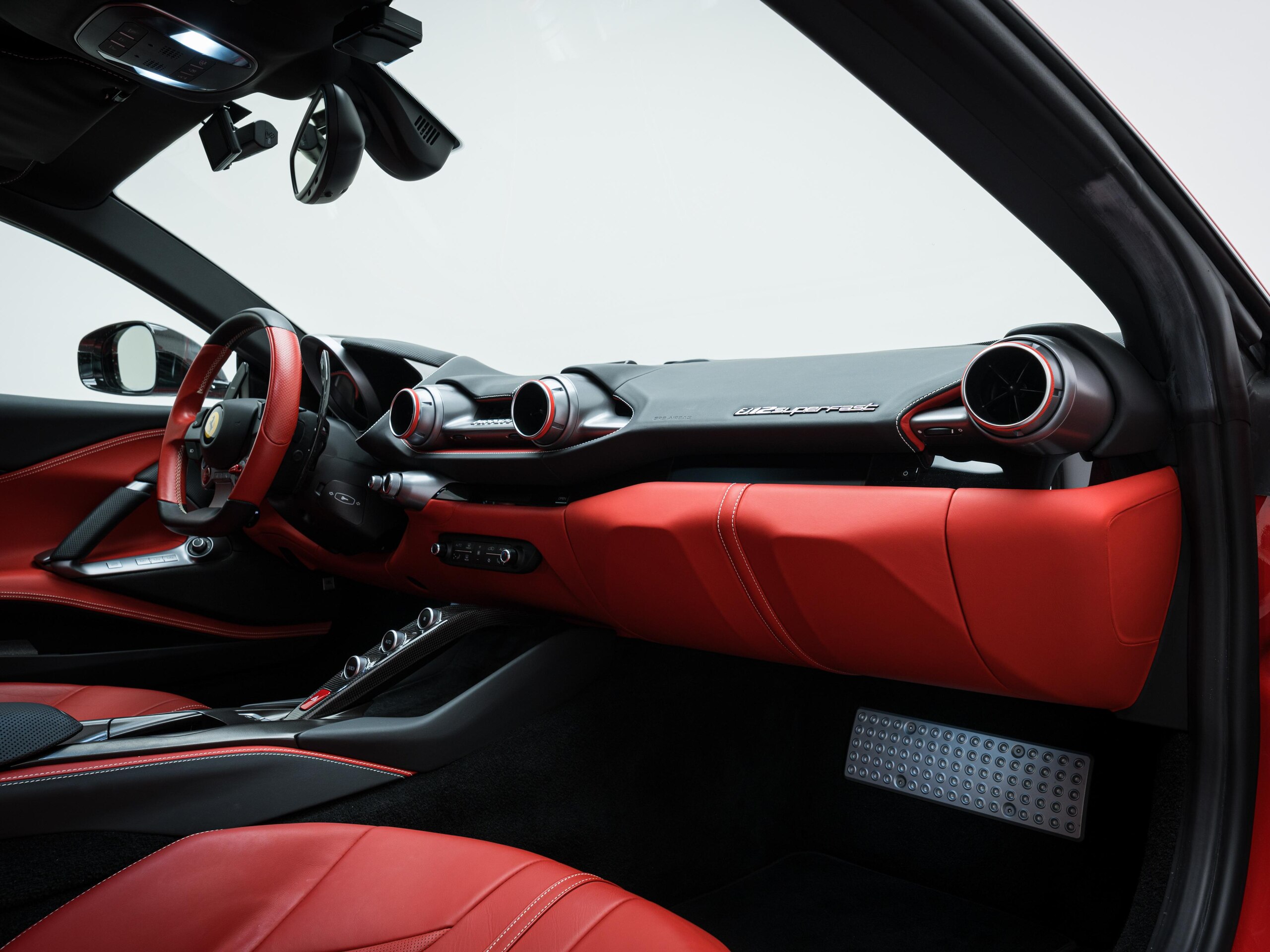 2018 Ferrari 812 Superfast — Photo 20 / 29