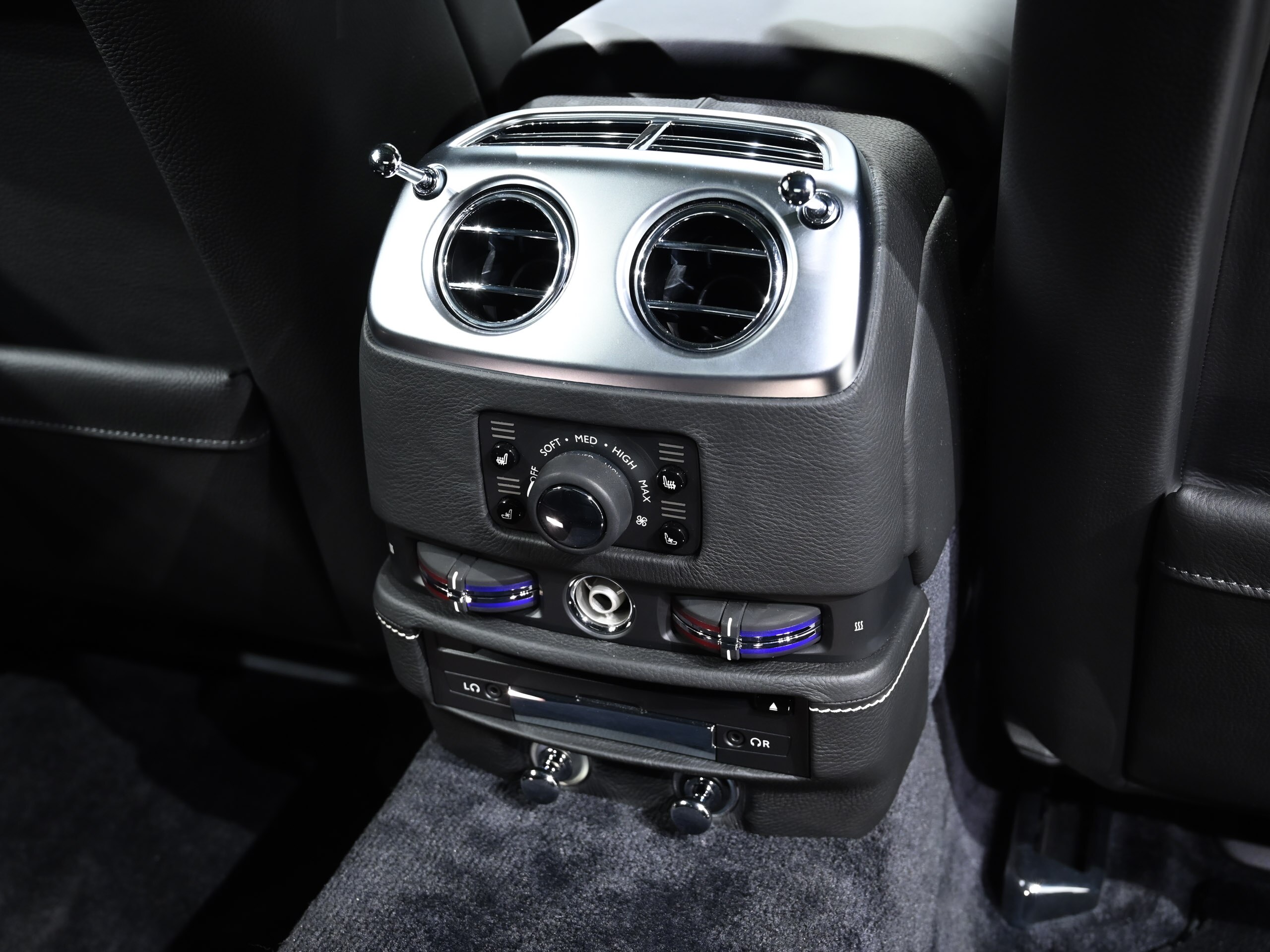 2014 Rolls-Royce Ghost — Photo 25 / 28