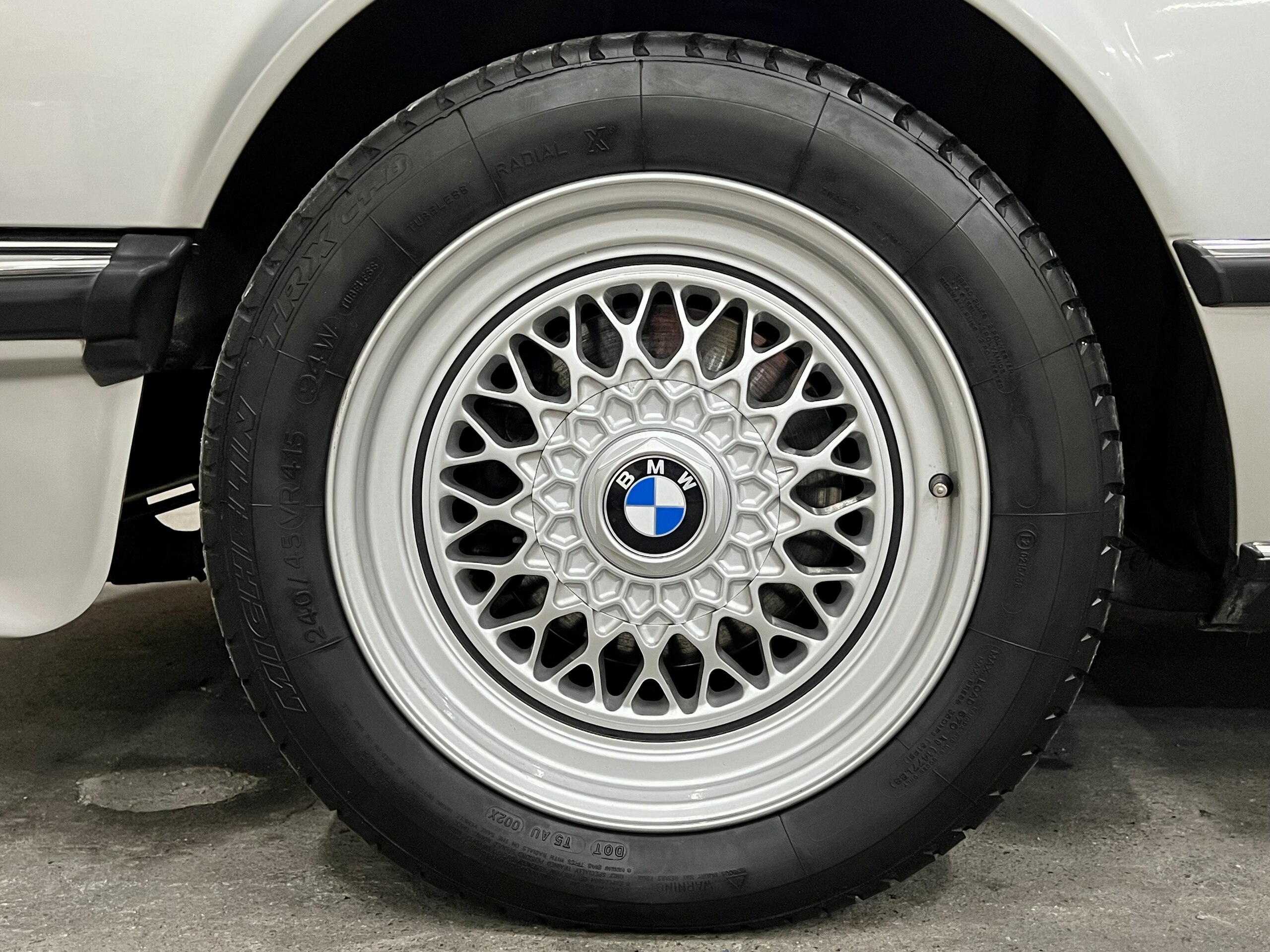 1986 BMW 635CSi — Photo 18 / 20