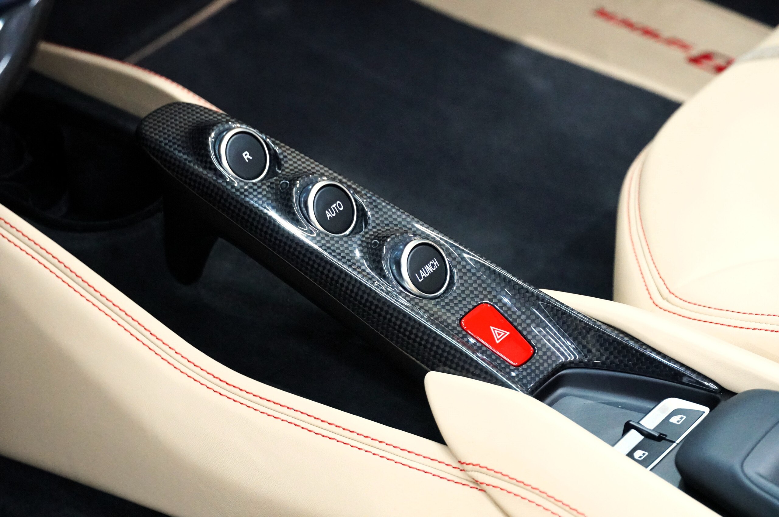 2022 Ferrari F8 Spider — Photo 7 / 52