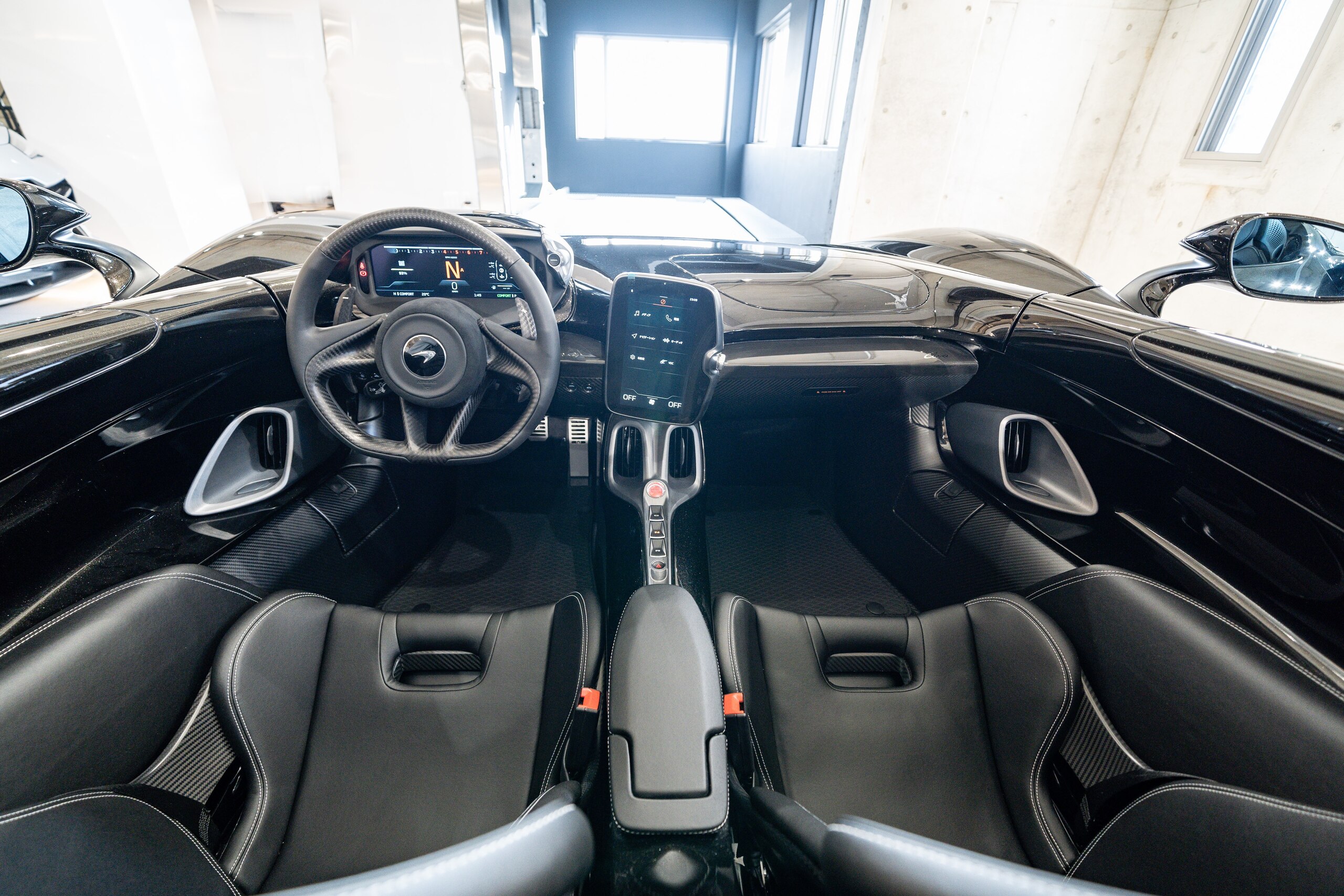 2022 McLaren Elva — Photo 14 / 19